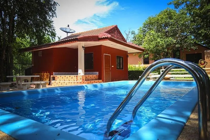 Phalaburi resort by dreamhouse