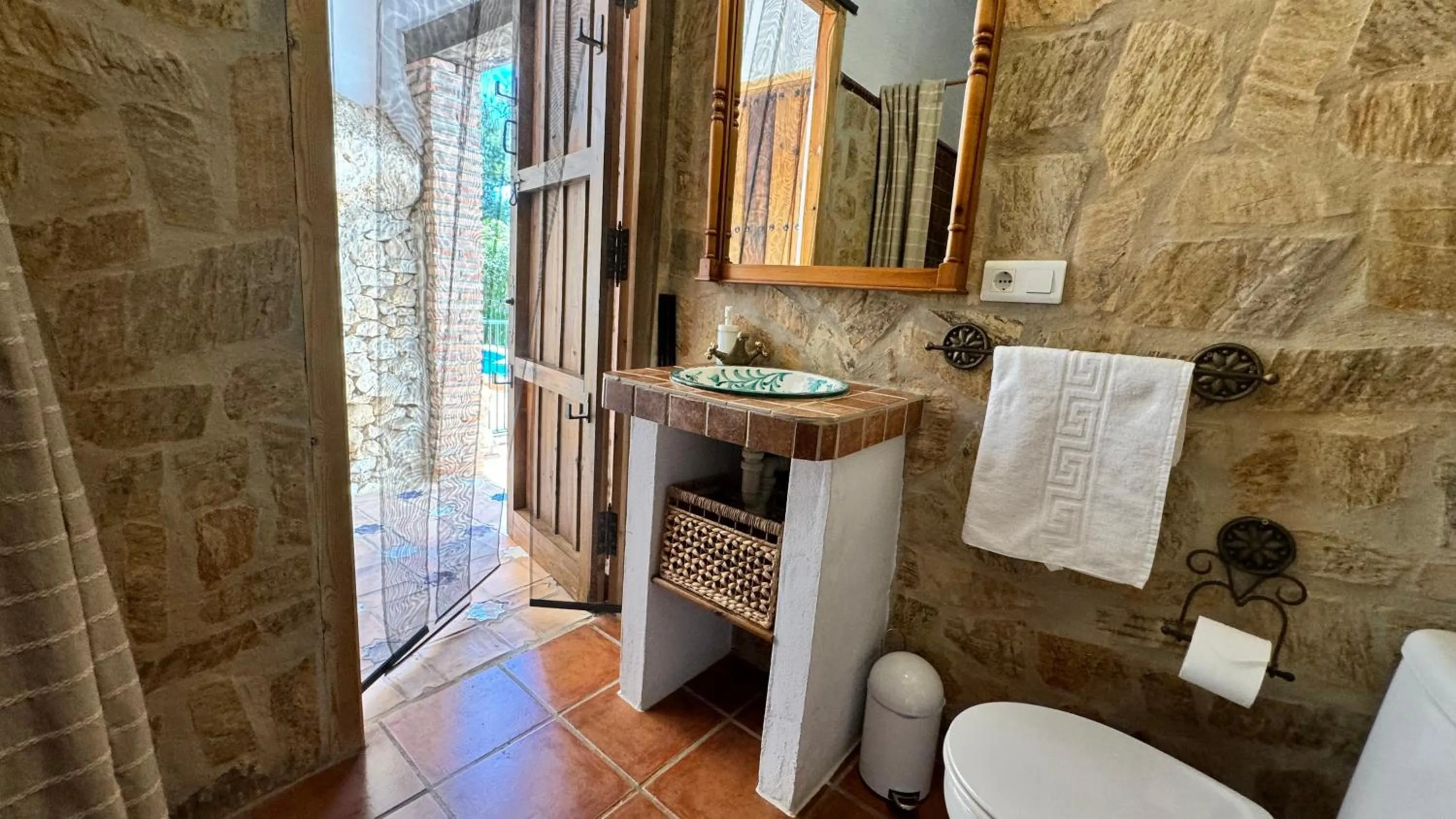 Bathroom in Cortijo El Majito