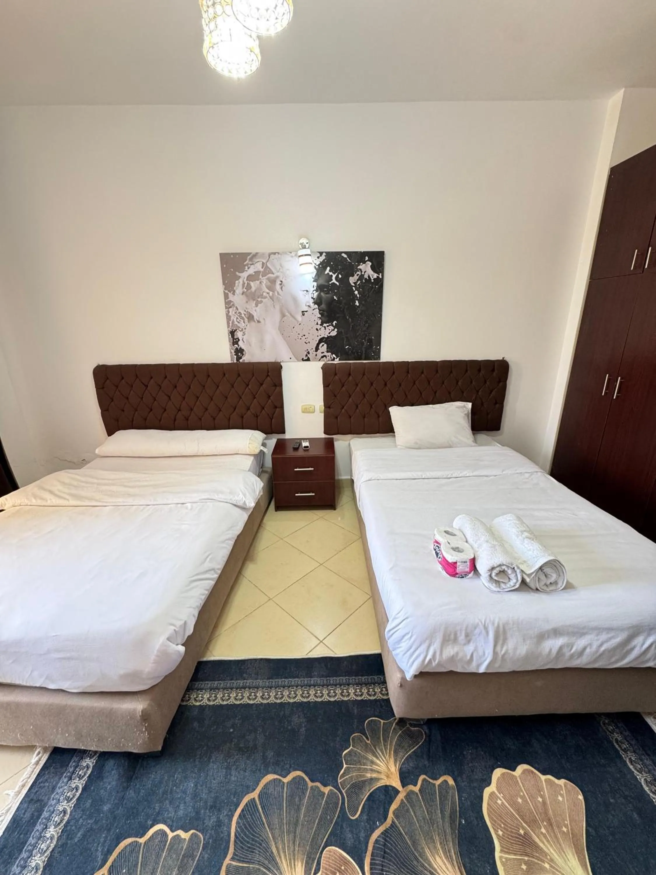 Bed in Florenza Khamsin Resort