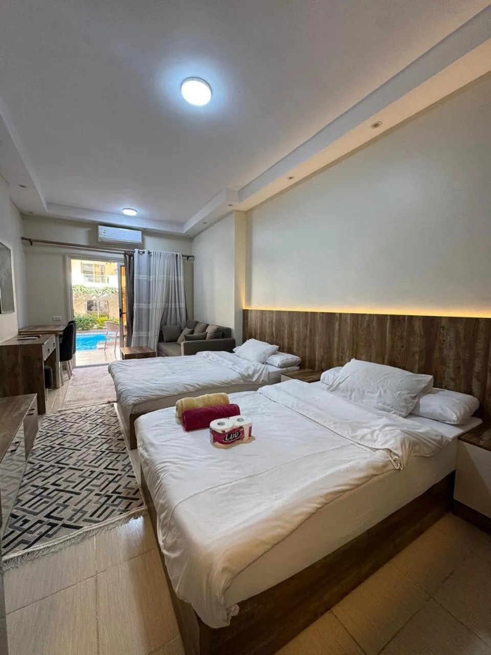 Bed in Florenza Khamsin Resort