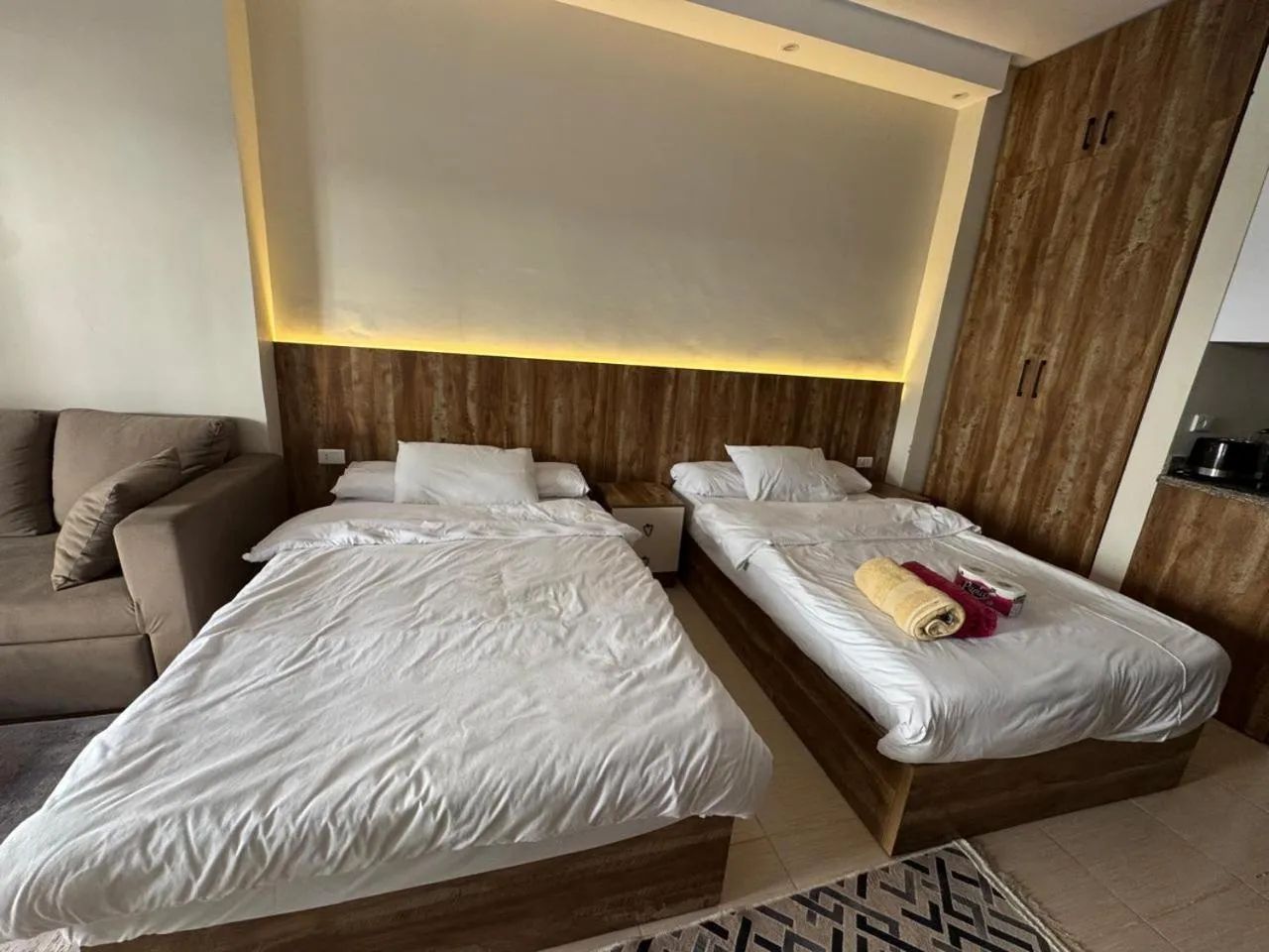 Bed in Florenza Khamsin Resort