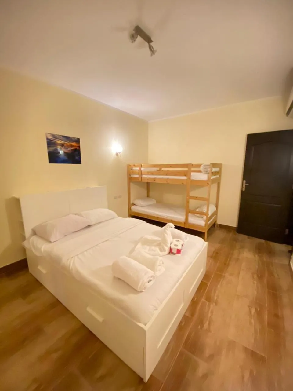 Bed in Florenza Khamsin Resort