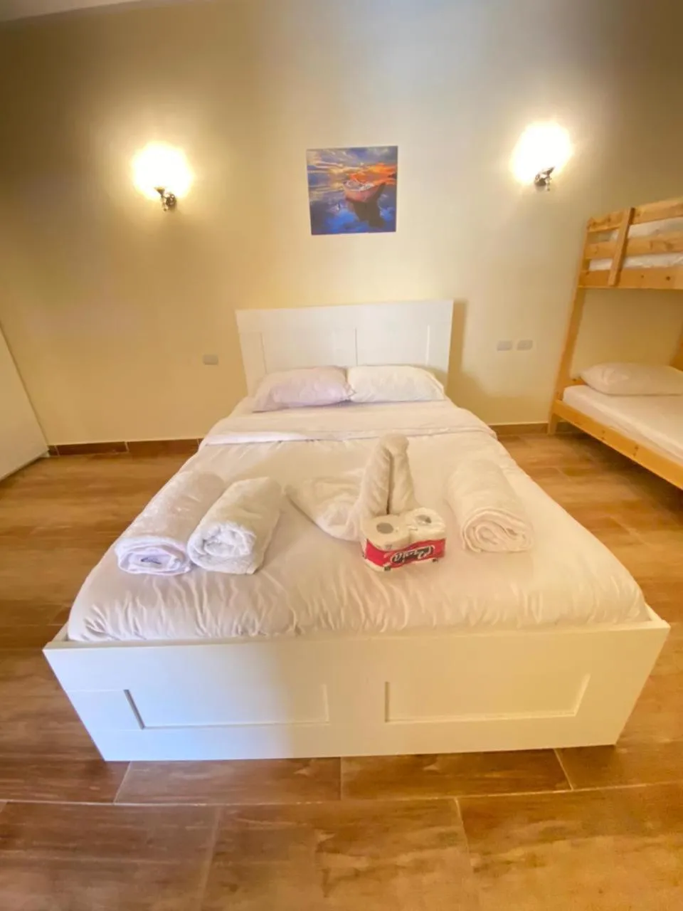 Bed in Florenza Khamsin Resort
