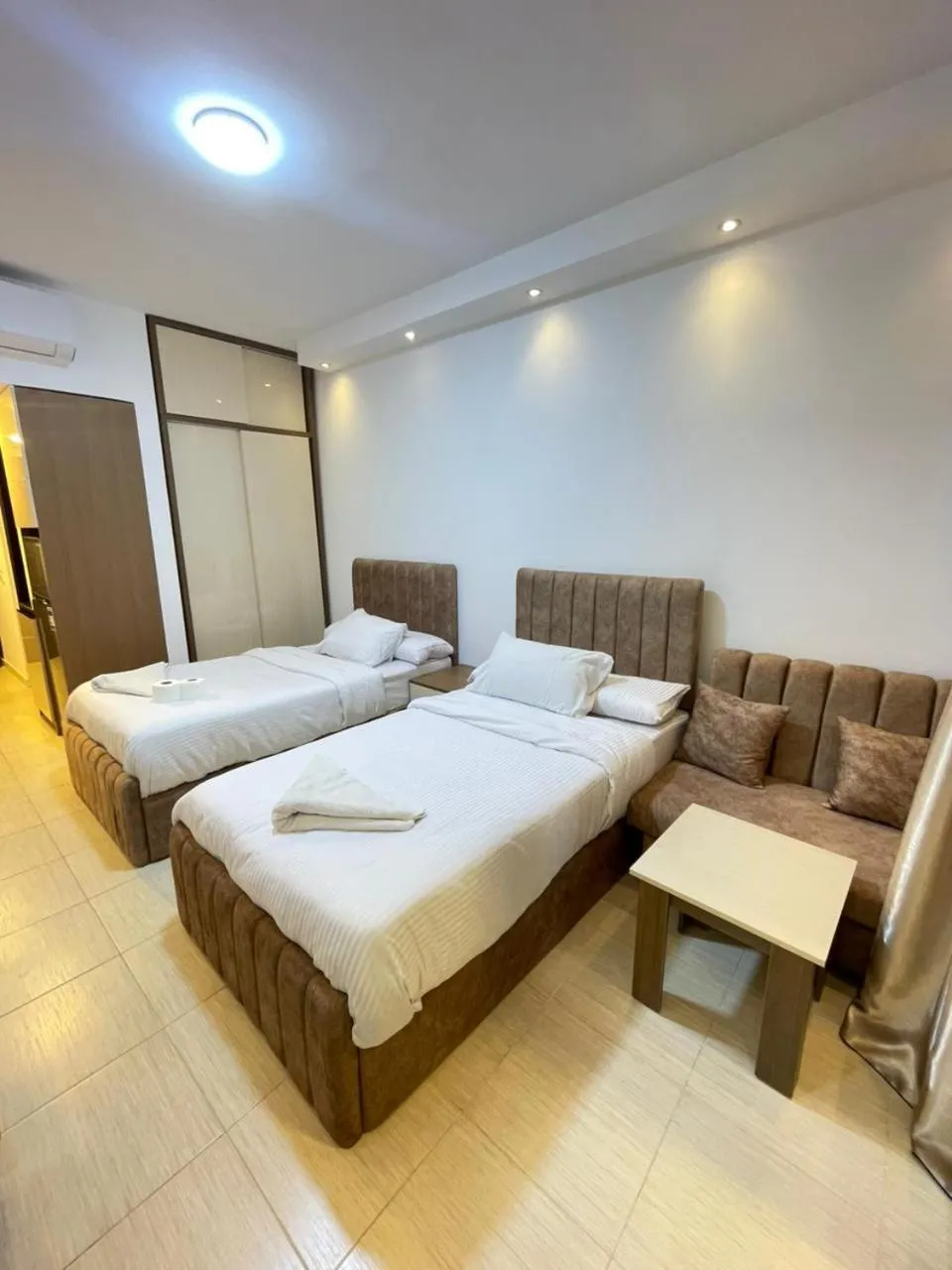Bed in Florenza Khamsin Resort