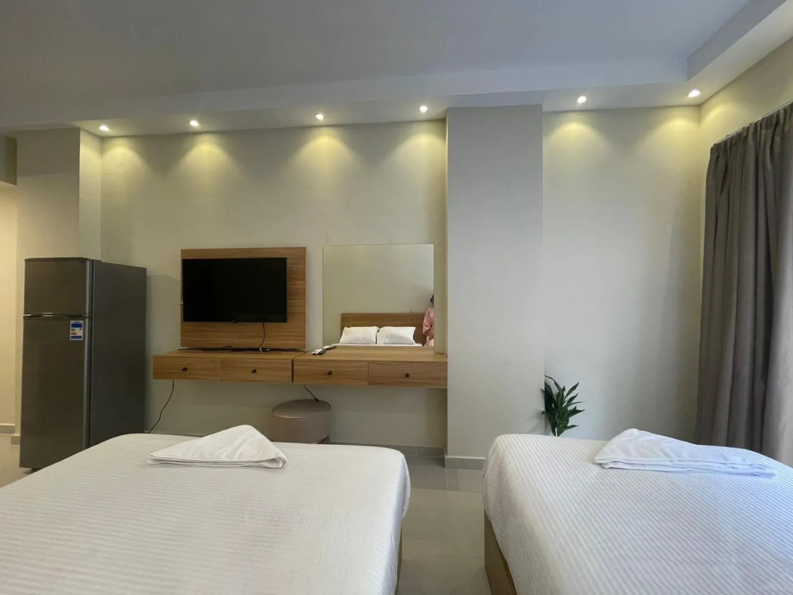 Bed in Florenza Khamsin Resort