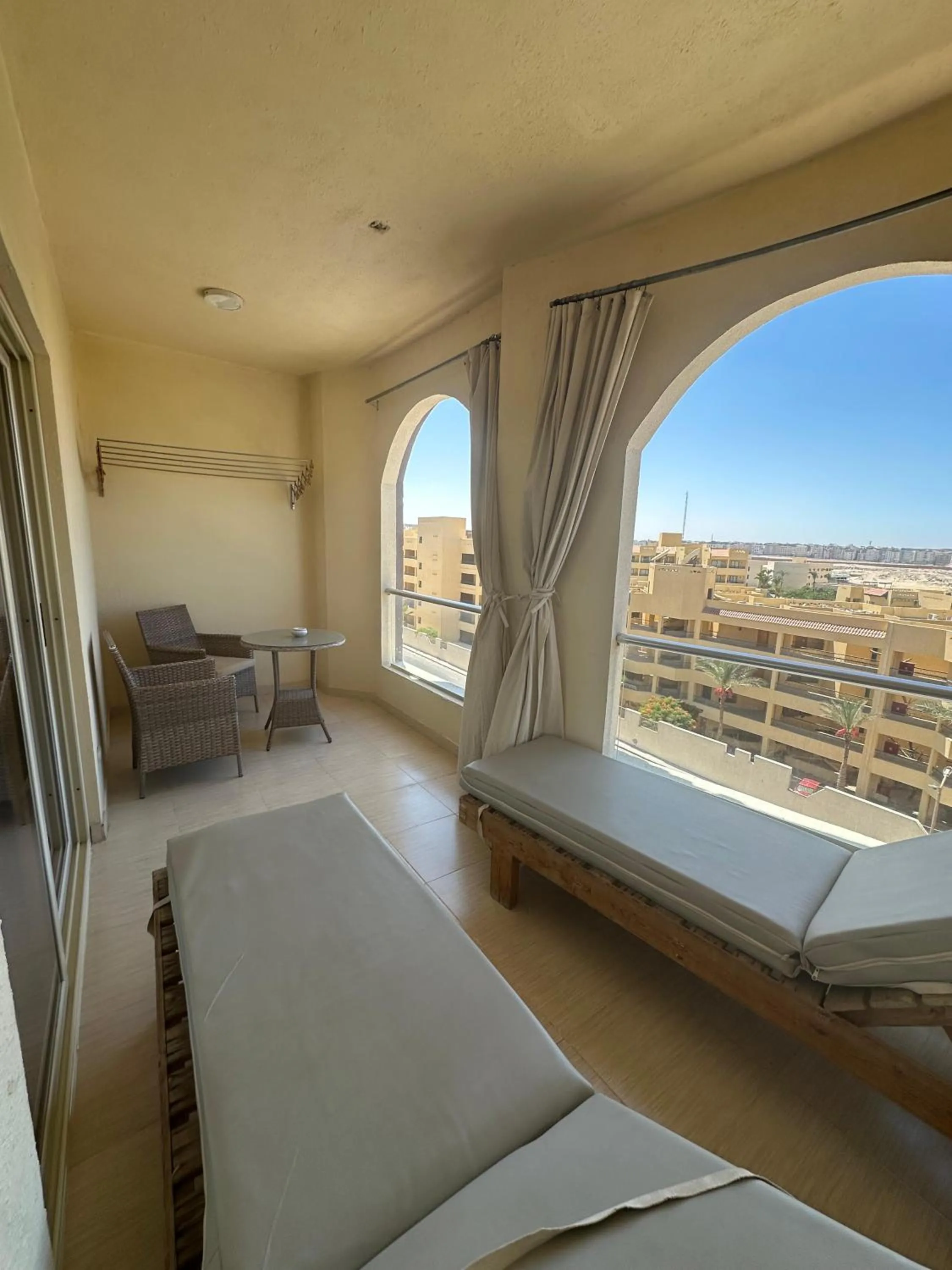 Bed in Florenza Khamsin Resort