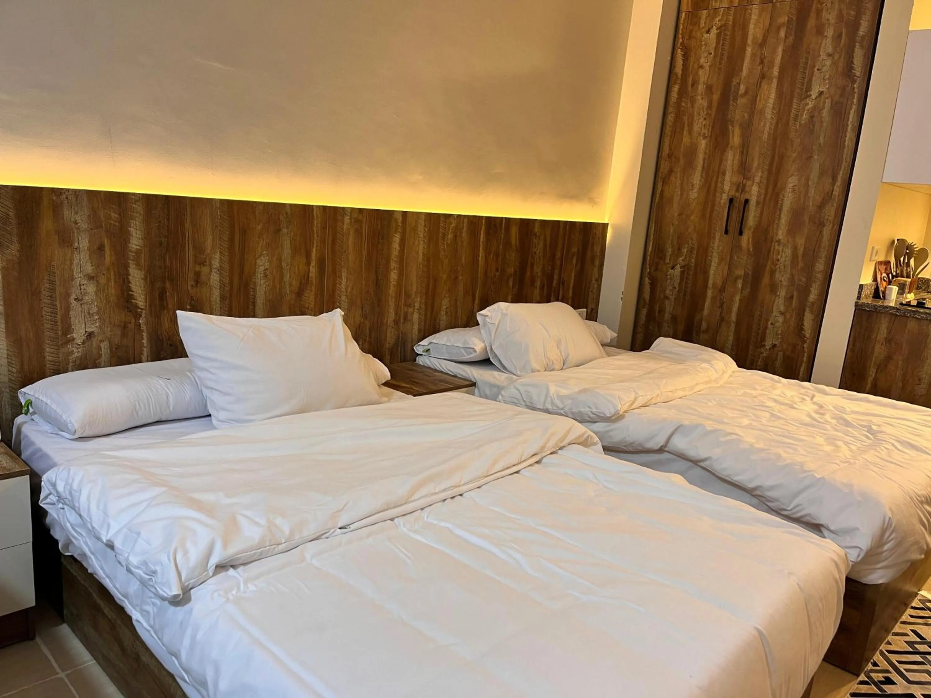 Bed in Florenza Khamsin Resort