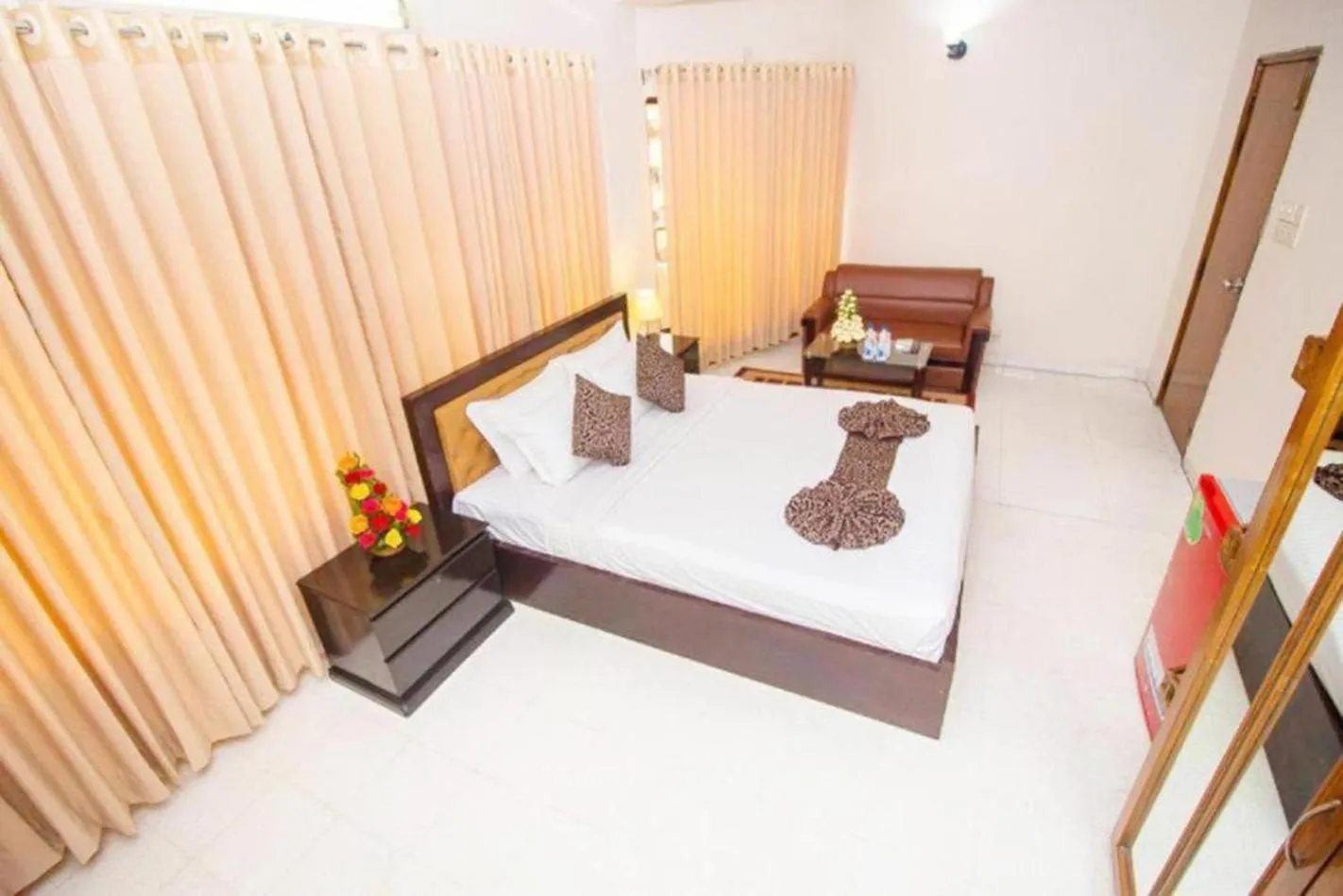 Photo of the whole room, Bed in Hotel Suite Palace Baridhara