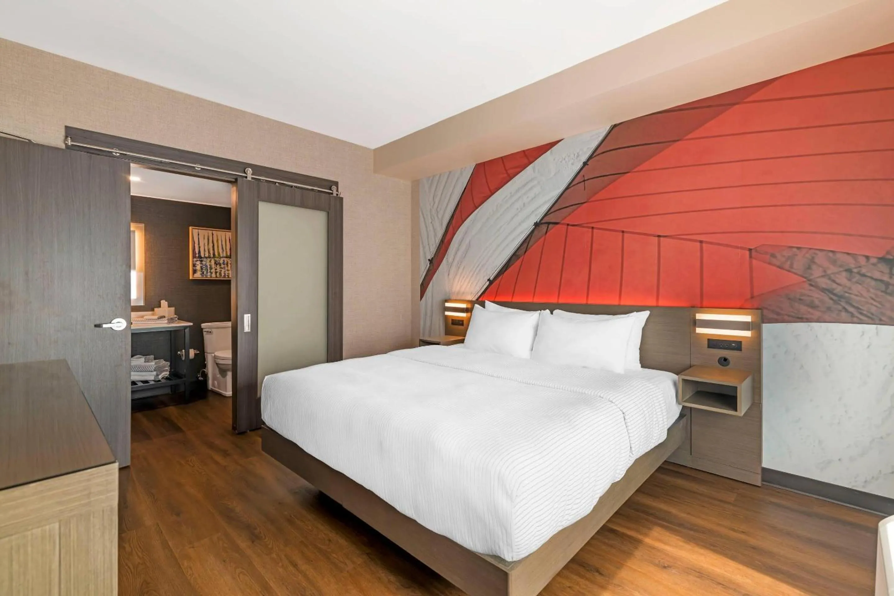 Bedroom, Bed in Cambria Hotel & Suites Plymouth