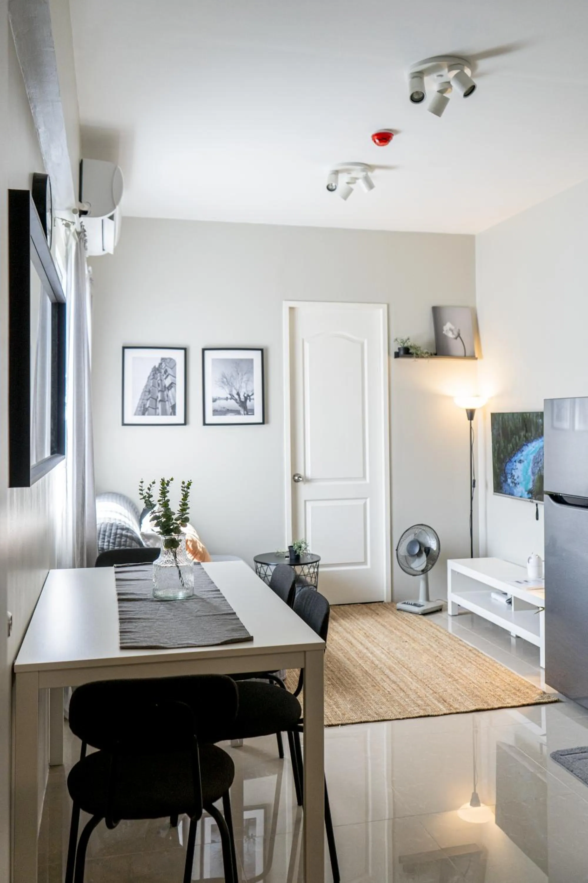 Cozy 1-bed unit near SRP Talisay Cebu