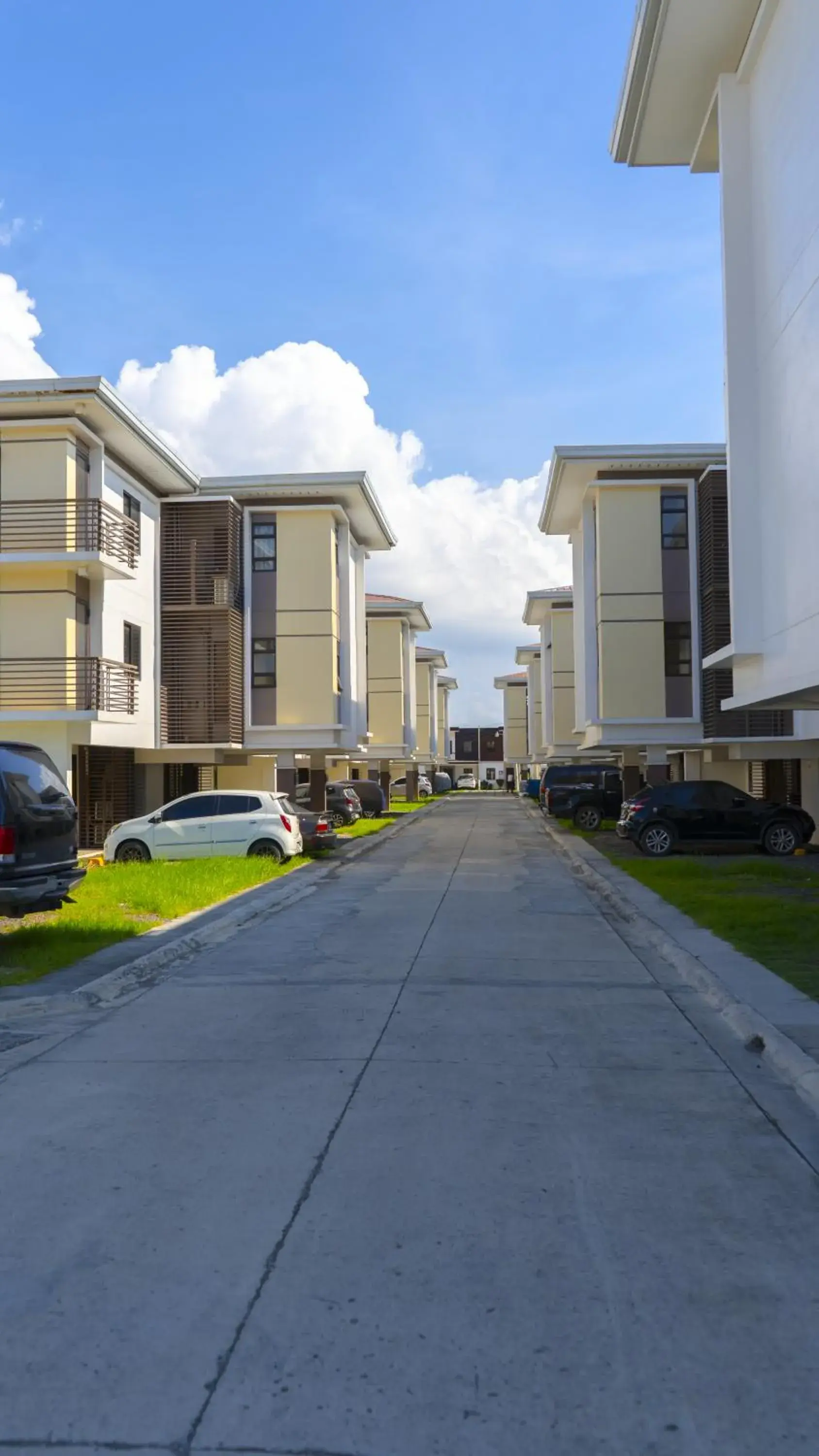 Property building in Cozy 1-bed unit near SRP Talisay Cebu Property building in Cozy 1-bed unit near SRP Talisay Cebu