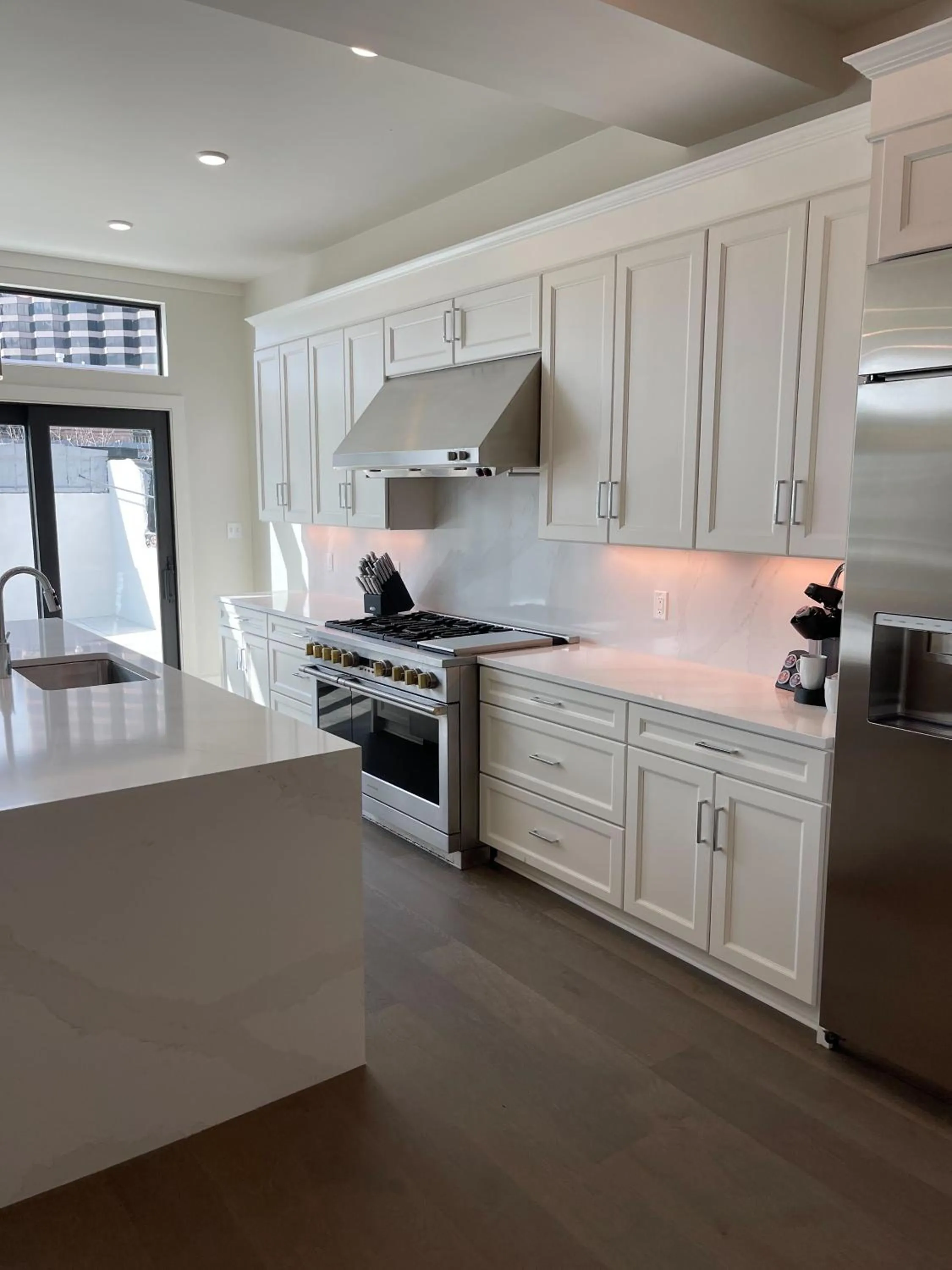 Kitchen or kitchenette in Harcol House