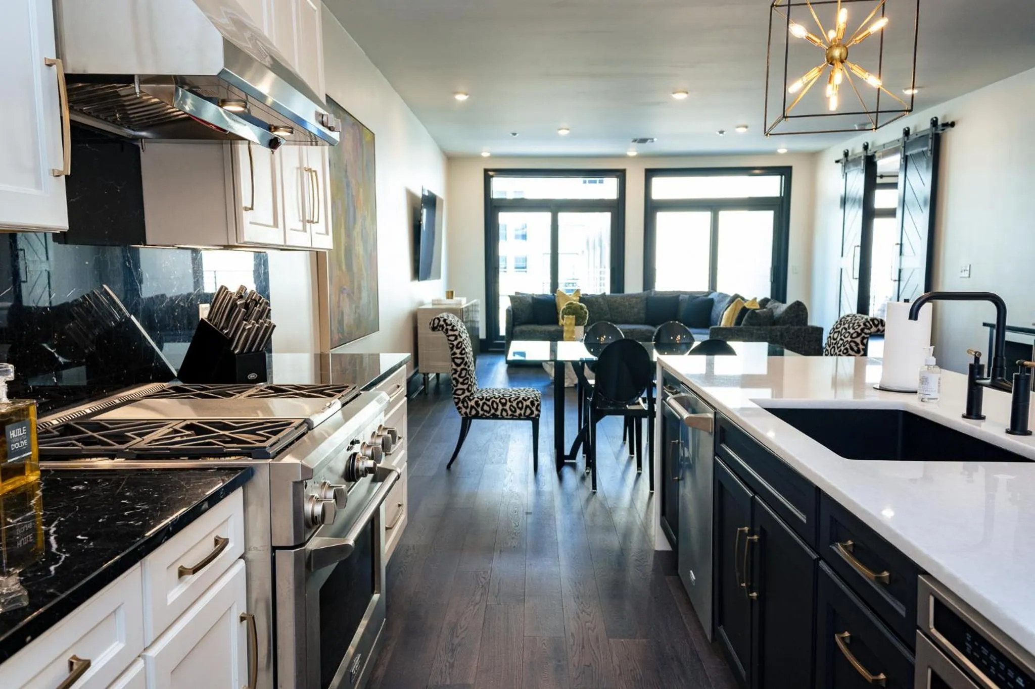 Kitchen or kitchenette in Harcol House