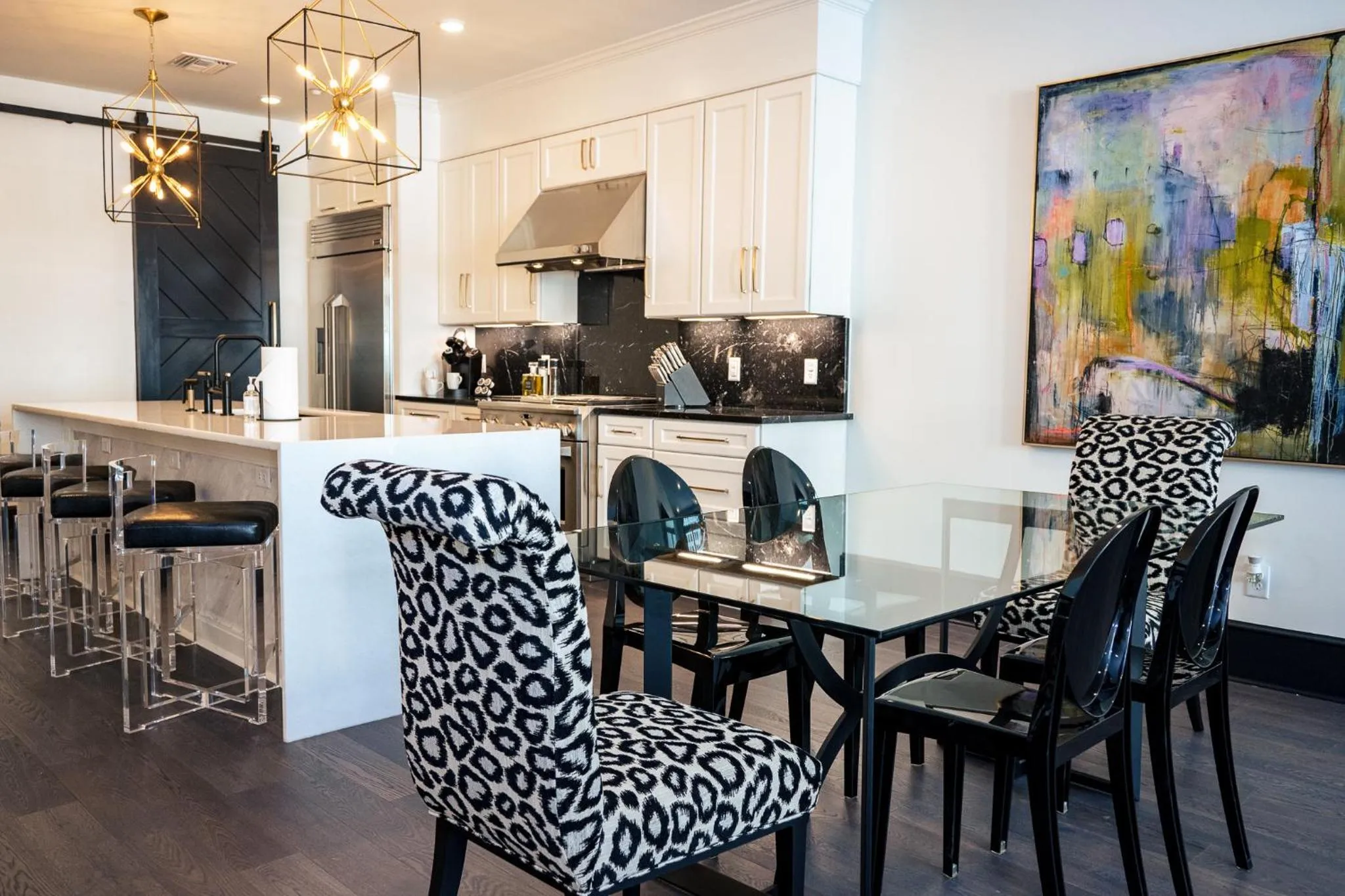 Kitchen or kitchenette in Harcol House