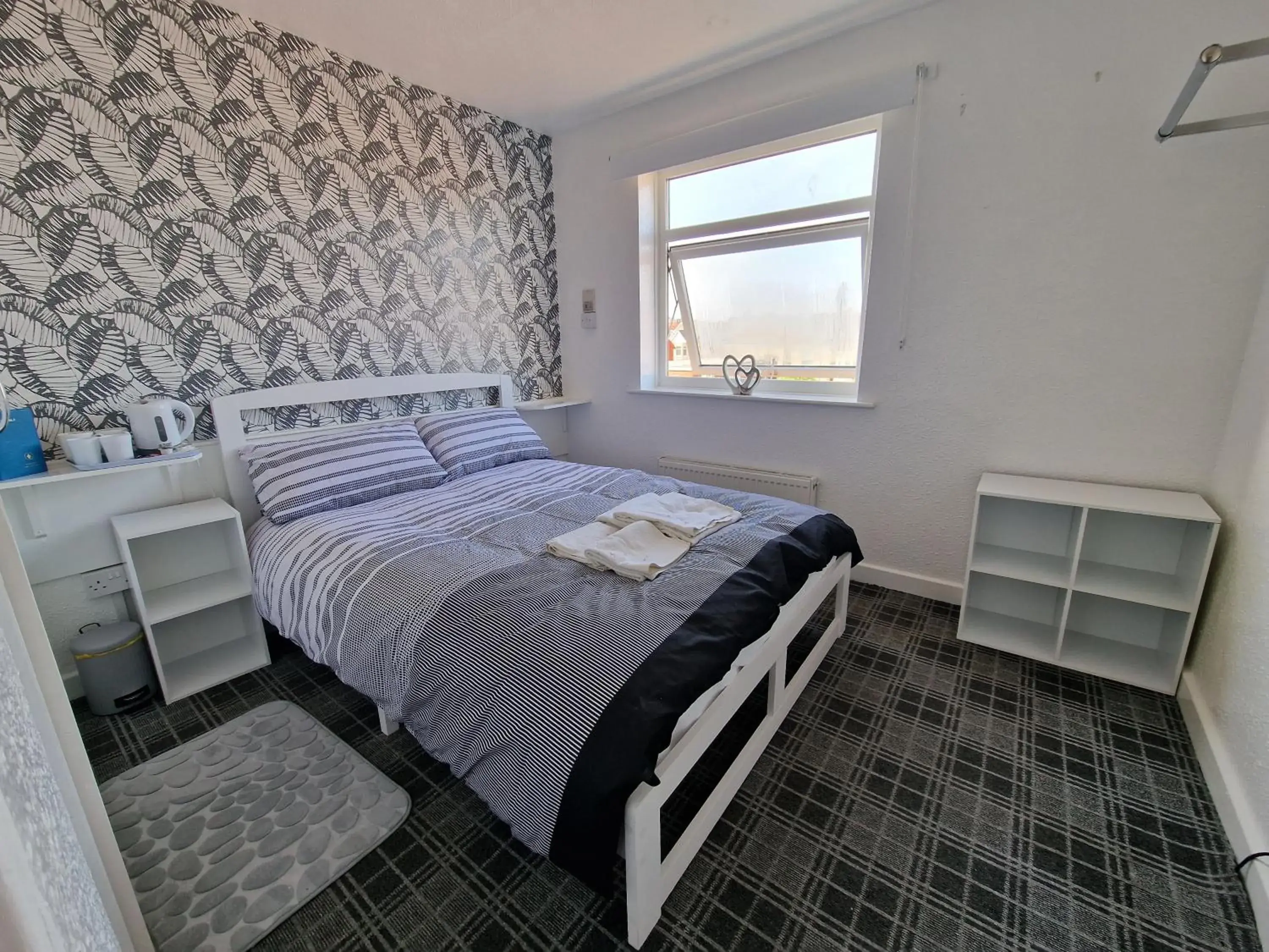 Double Room with Private Bathroom in Number 40 Double Room with Private Bathroom in Number 40
