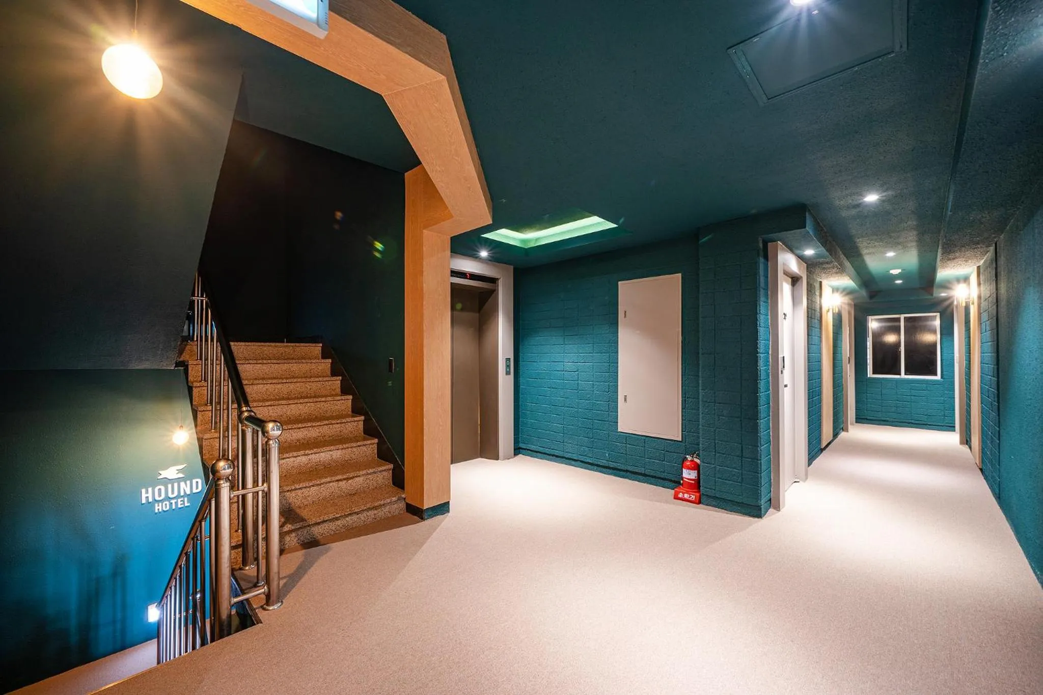 Property building, Bed in Hound Hotel Gumi indong