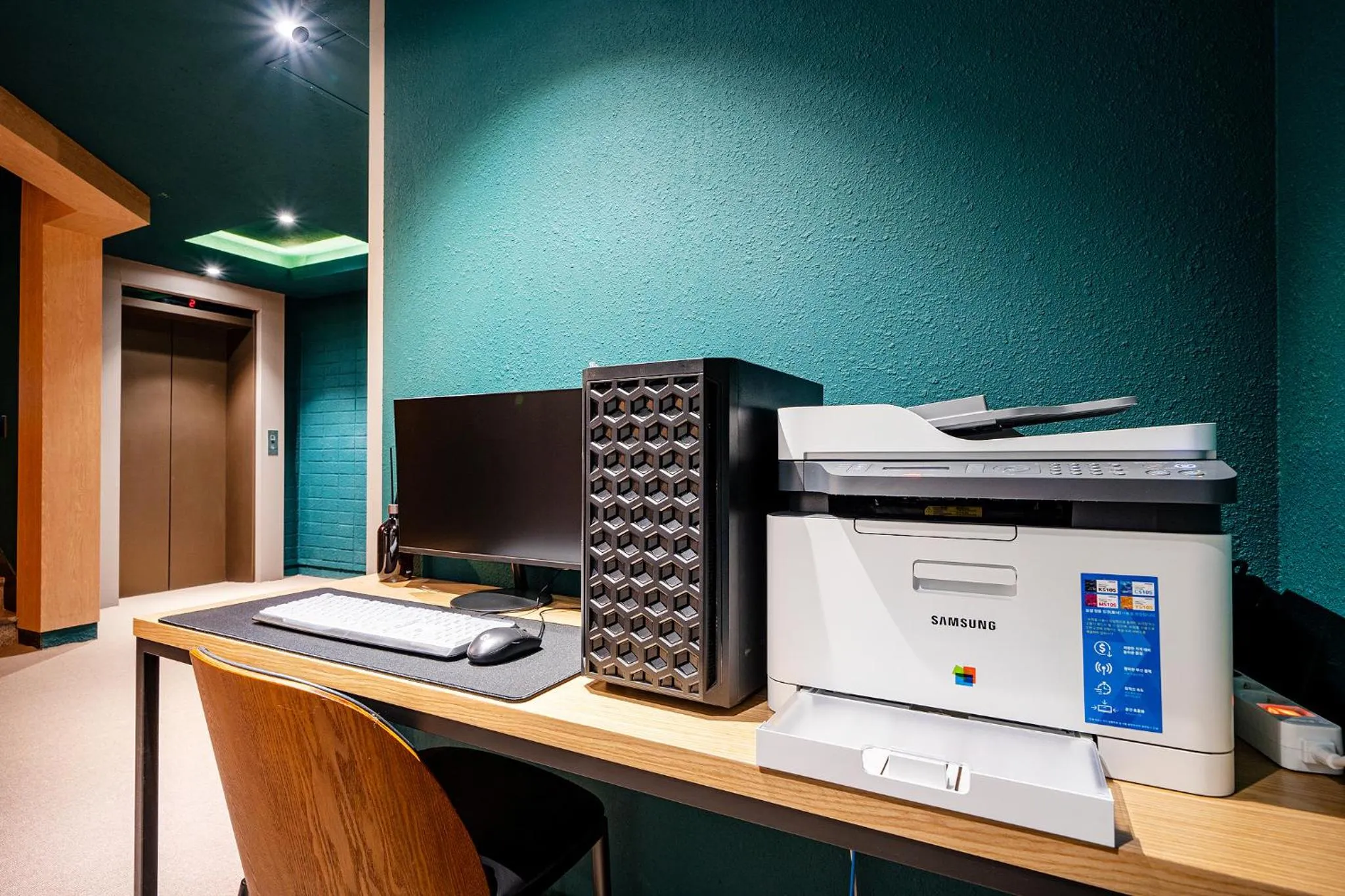 Property building in Hound Hotel Gumi indong