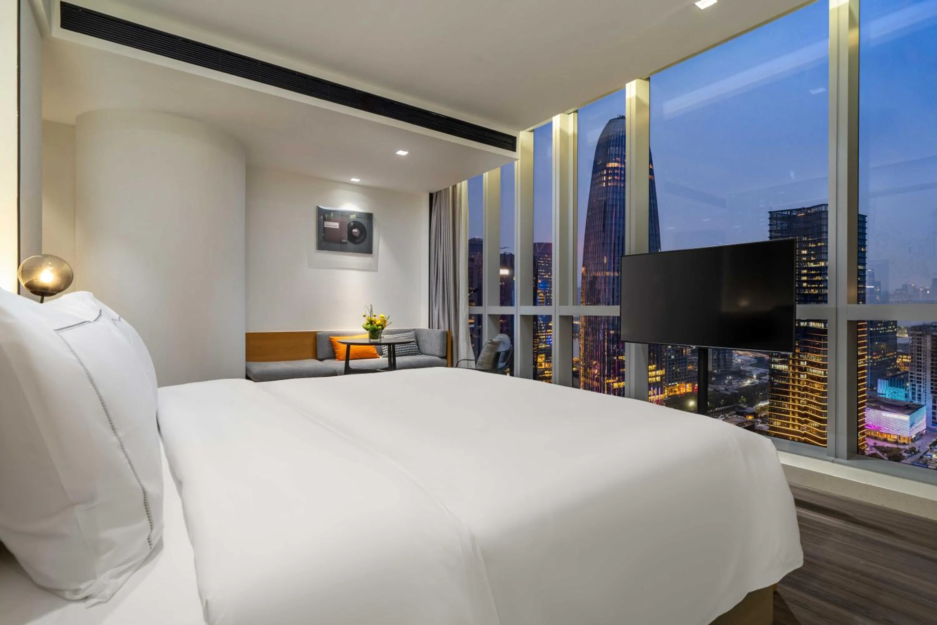 Photo of the whole room, Bed in UrCove by HYATT Guangzhou Canton Tower Exhibition CenterFree shuttle buses for the Canton Fair and the certificate - handling points for Phase 1