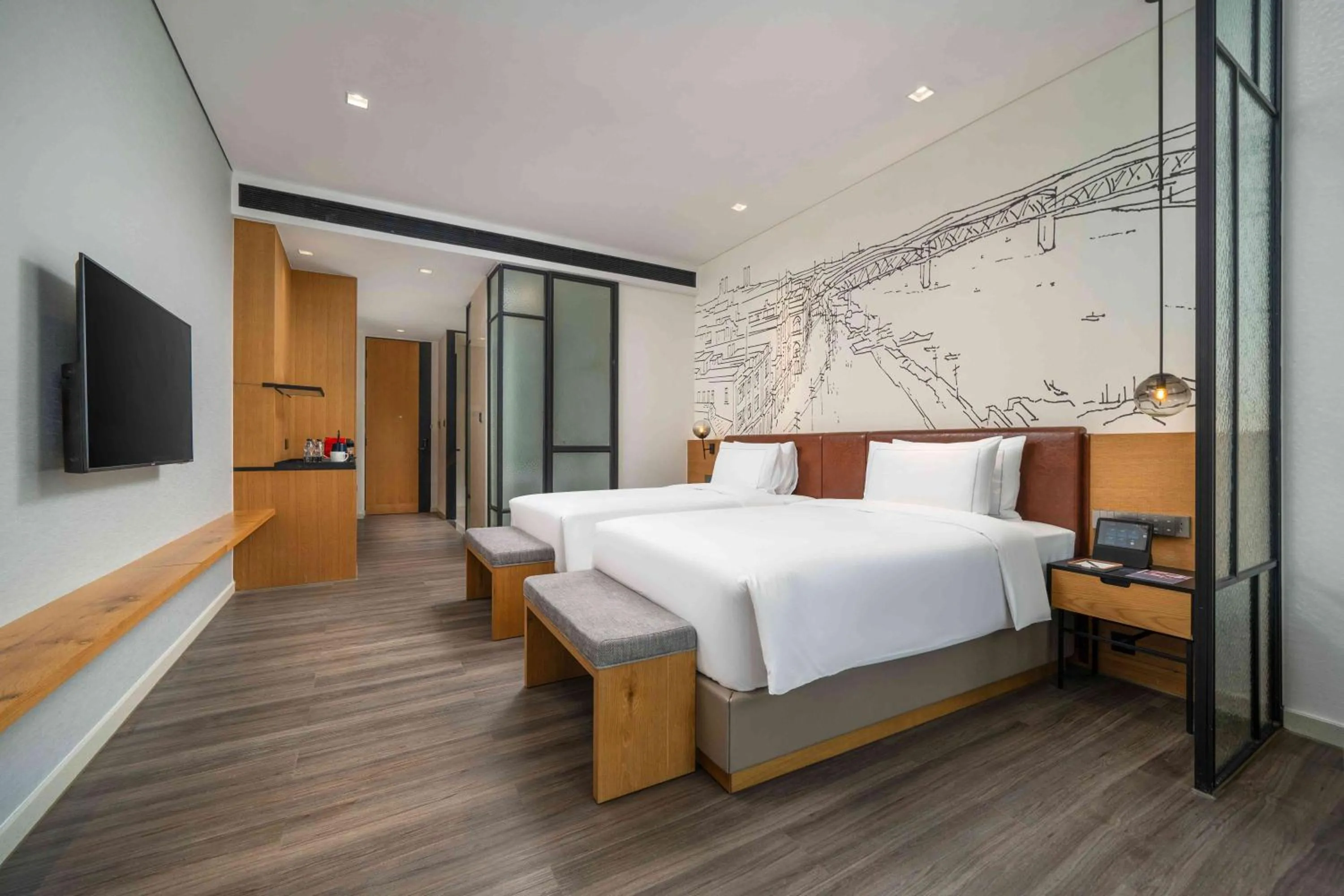 Bed in UrCove by HYATT Guangzhou Canton Tower Exhibition CenterFree shuttle buses for the Canton Fair and the certificate - handling points for Phase 1