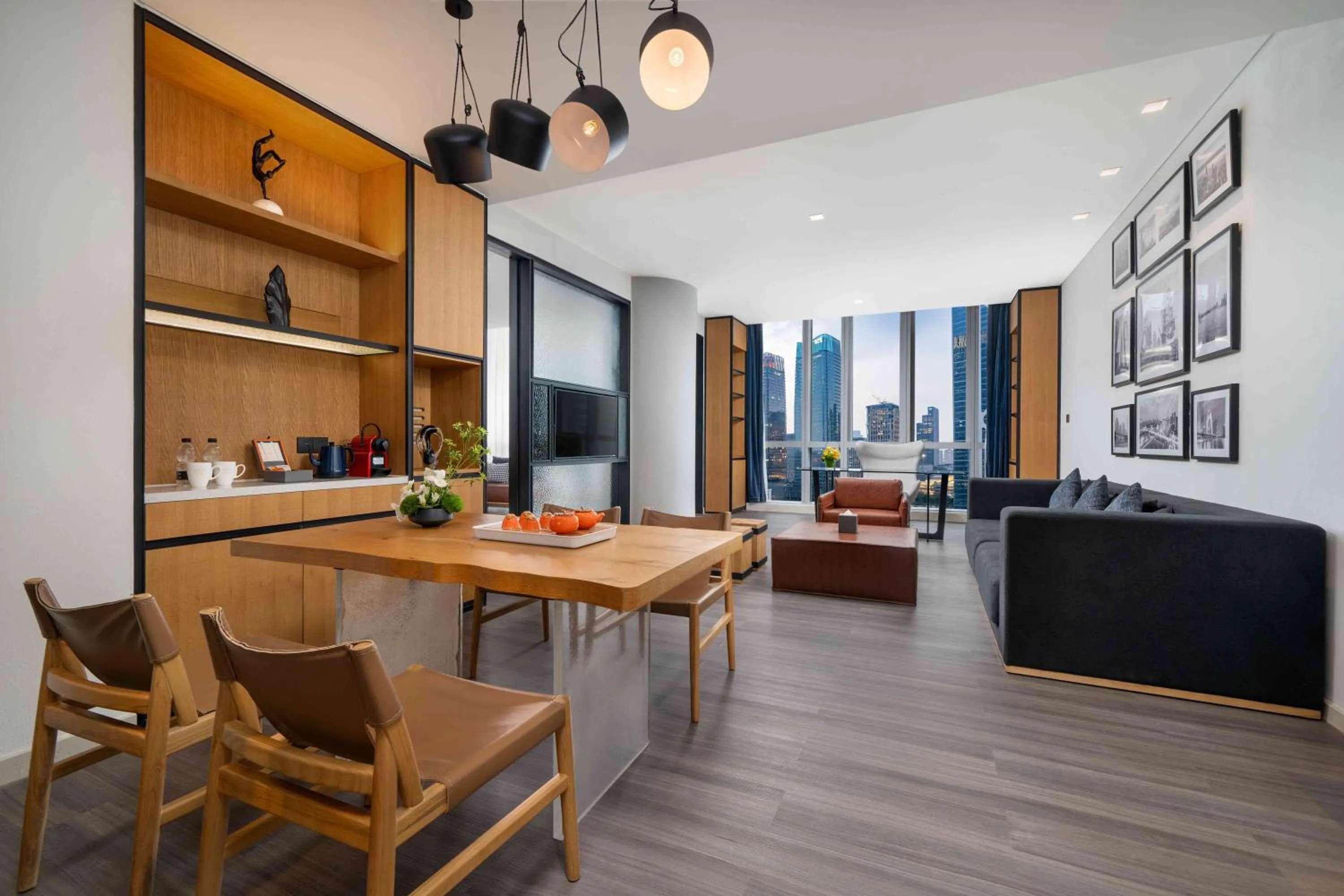 Living room in UrCove by HYATT Guangzhou Canton Tower Exhibition CenterFree shuttle buses for the Canton Fair and the certificate - handling points for Phase 1