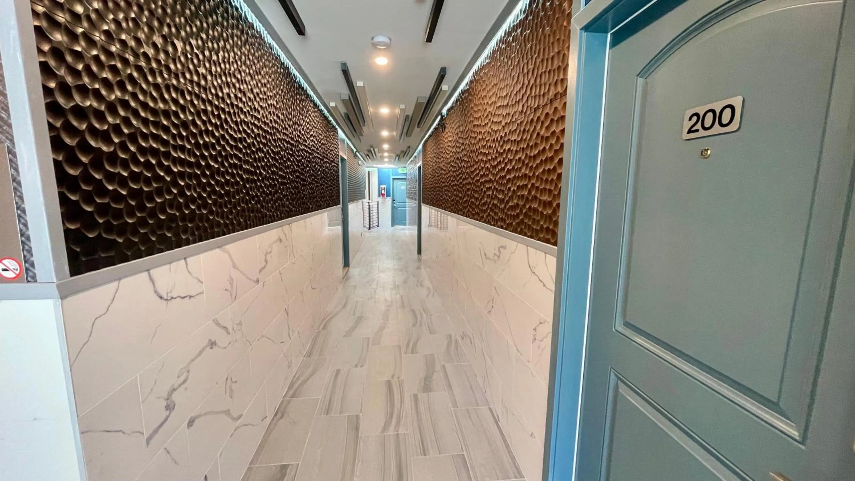 Quintessence ApartHotel