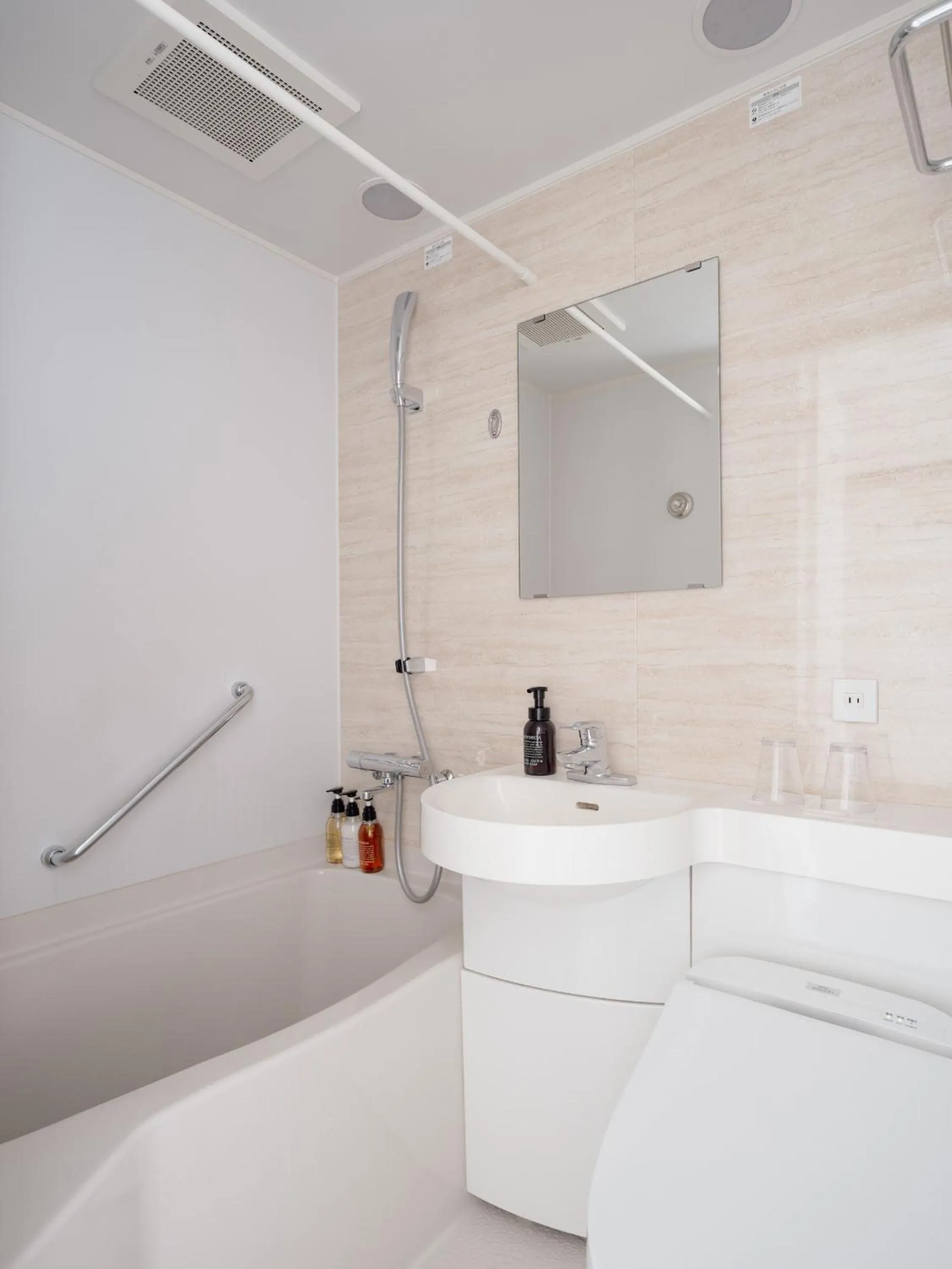 Bathroom in Nest Hotel Tokyo Yaesu