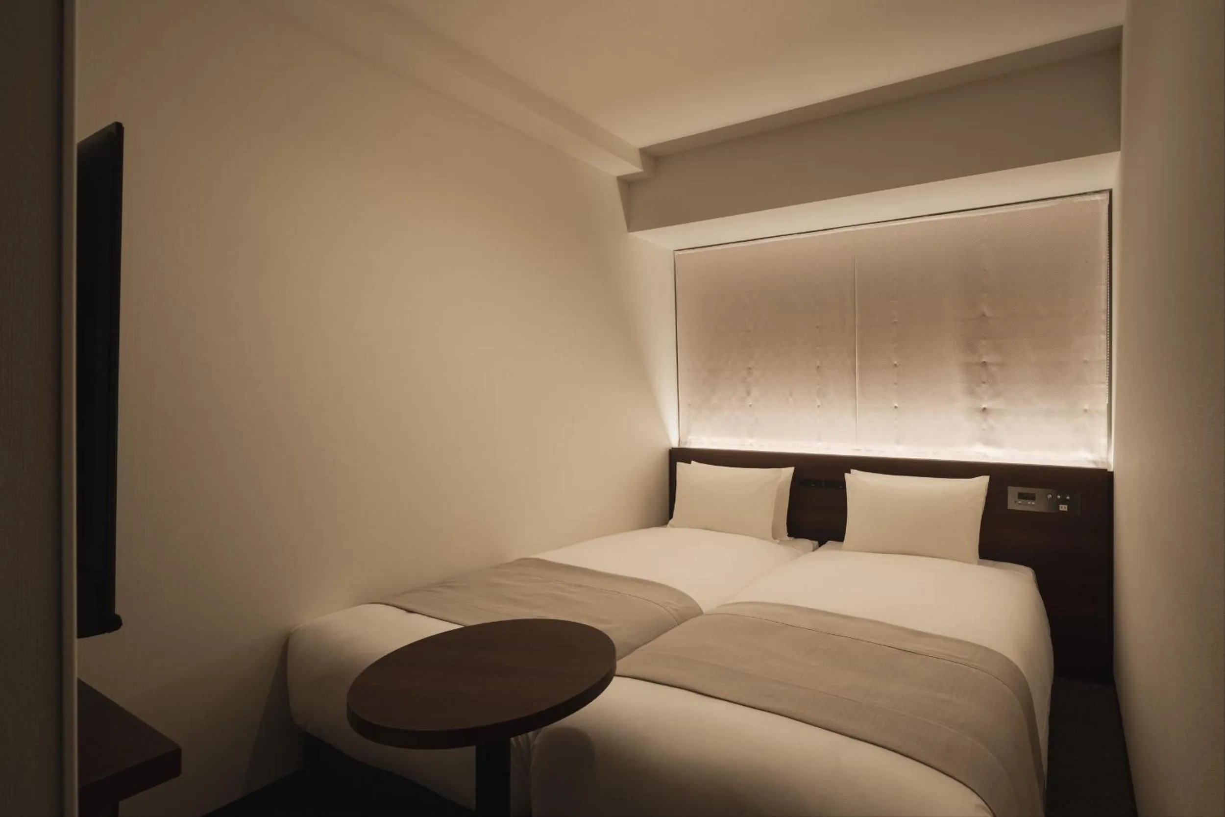 Photo of the whole room, Bed in Nest Hotel Tokyo Yaesu