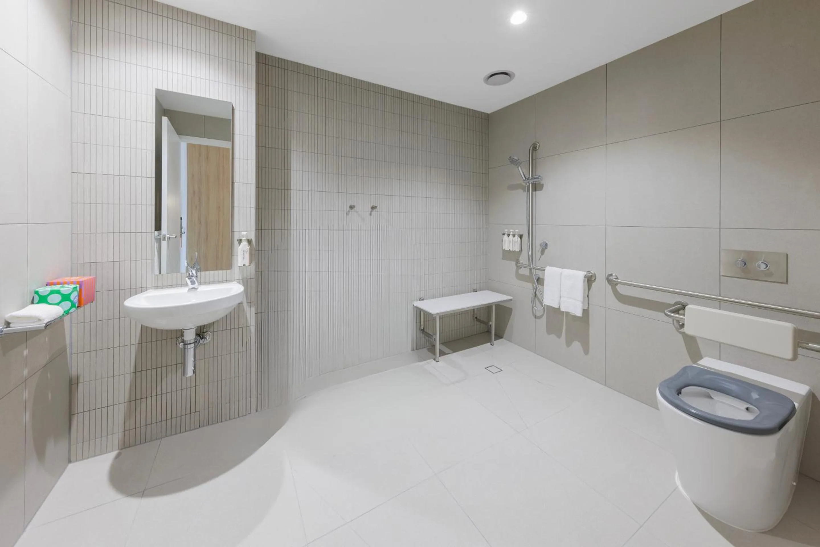 Toilet in Punthill Sunshine