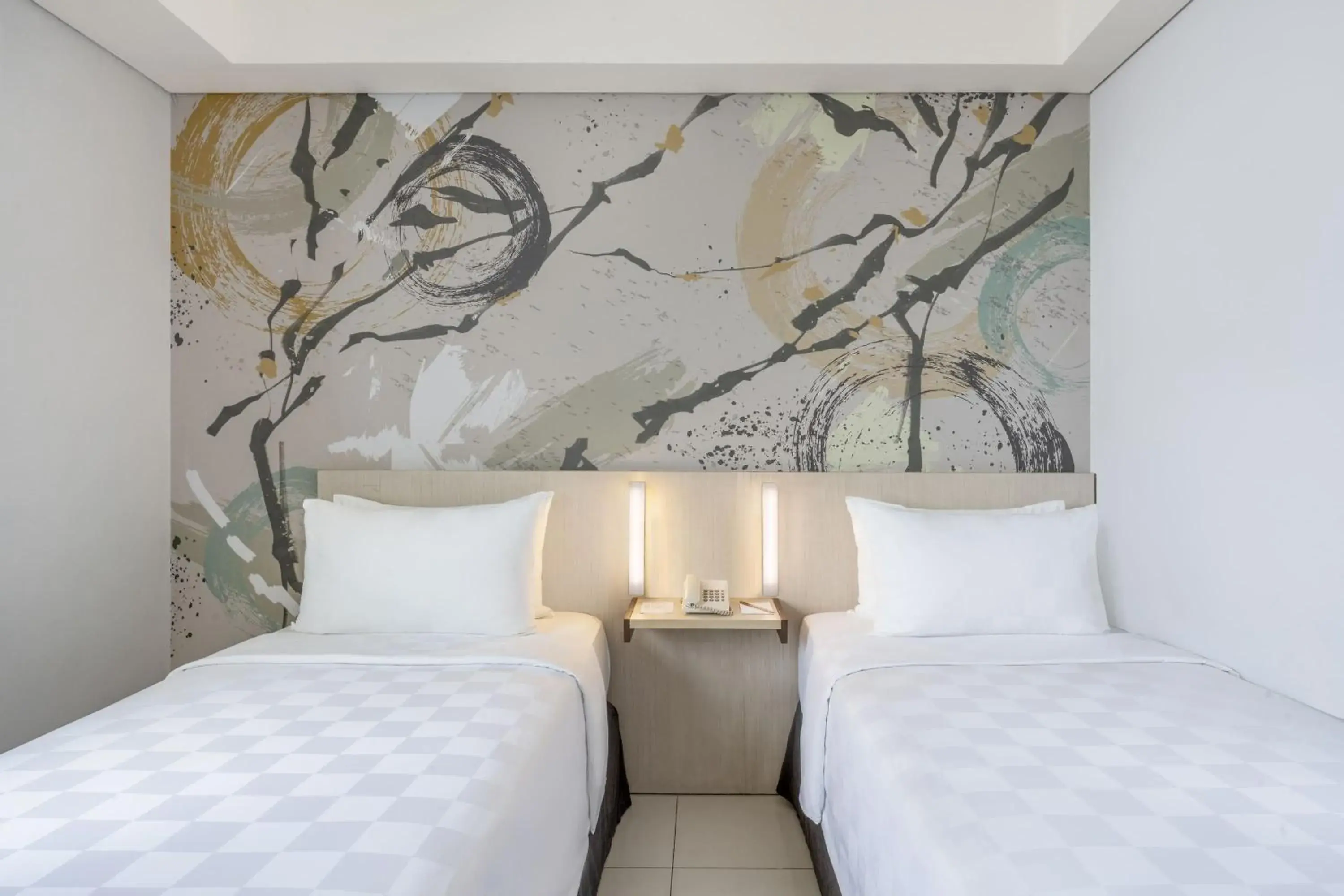 Bed in Swiss-Belexpress Cideng Bed in Swiss-Belexpress Cideng