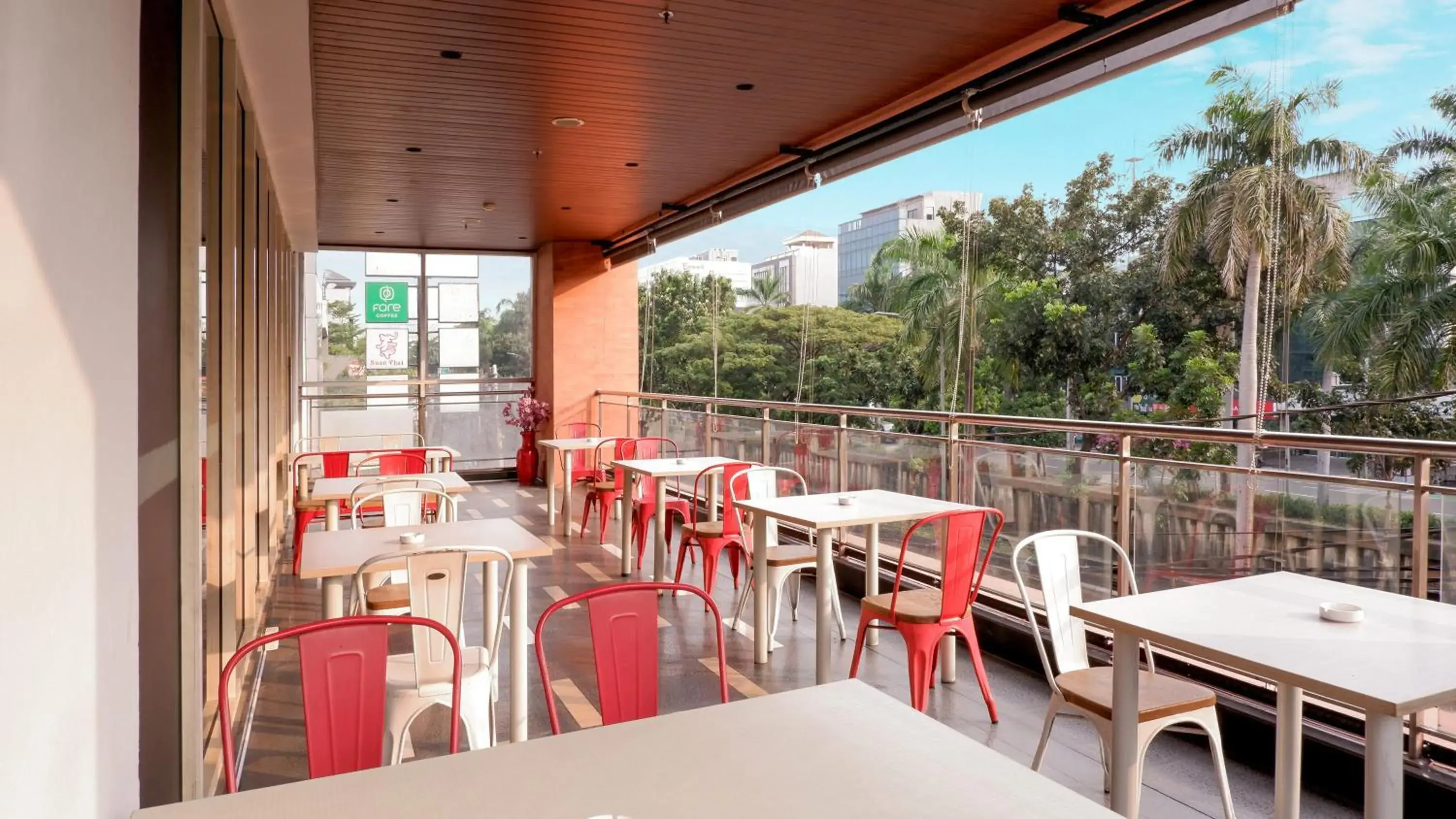 Restaurant/places to eat in Swiss-Belexpress Cideng Restaurant/places to eat in Swiss-Belexpress Cideng