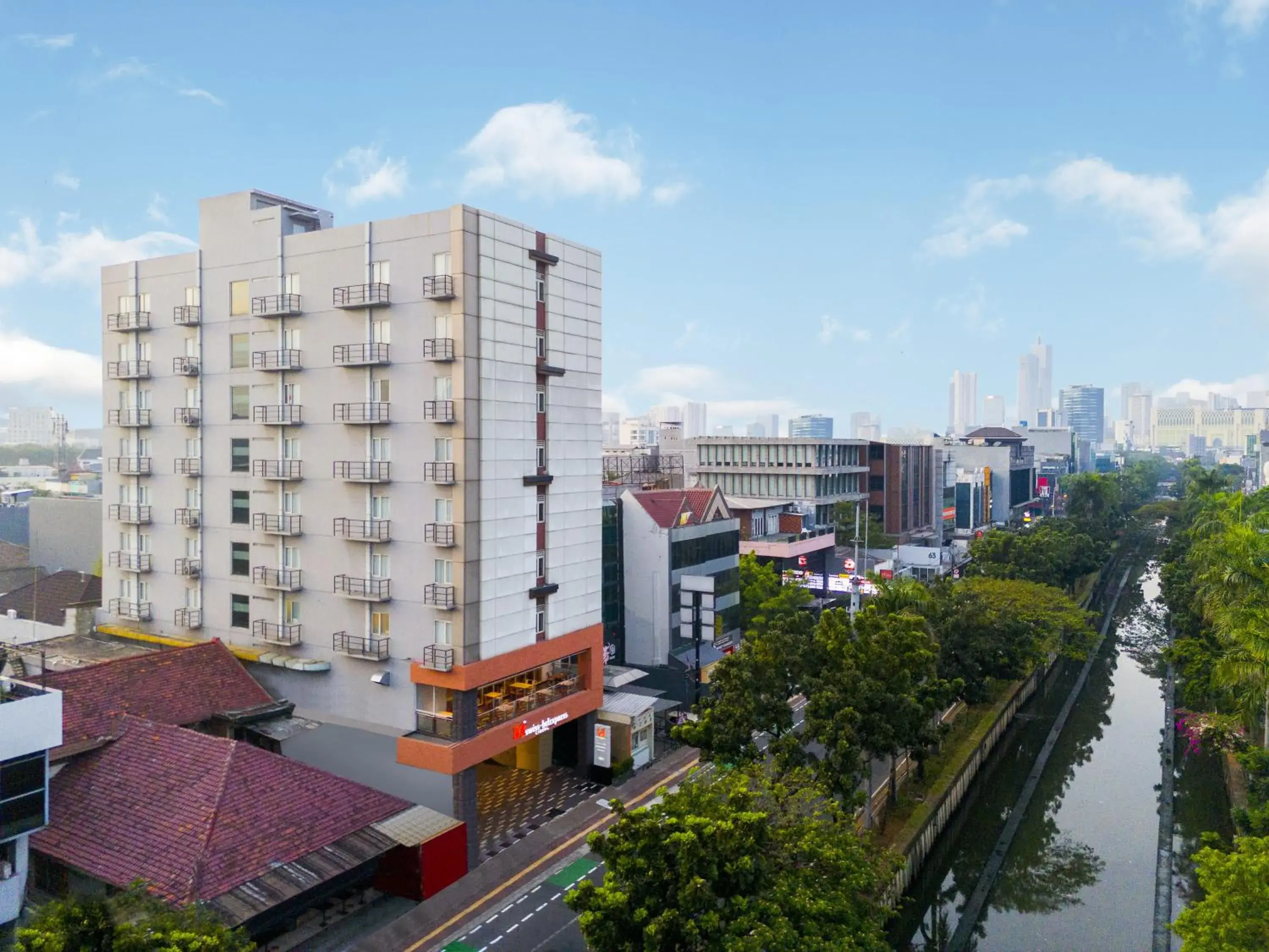 Facade/entrance in Swiss-Belexpress Cideng Facade/entrance in Swiss-Belexpress Cideng