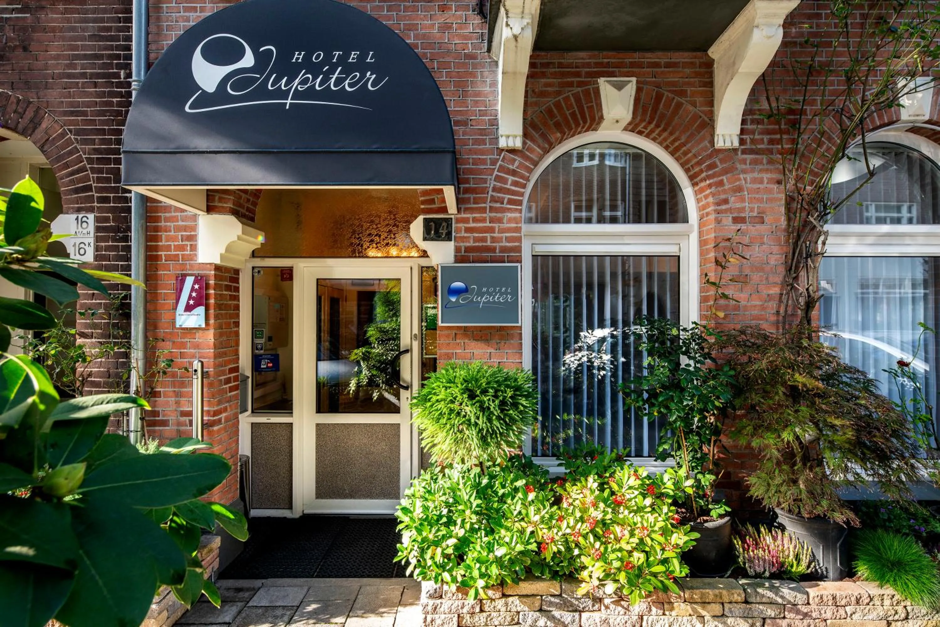 Property building in Jupiter Hotel