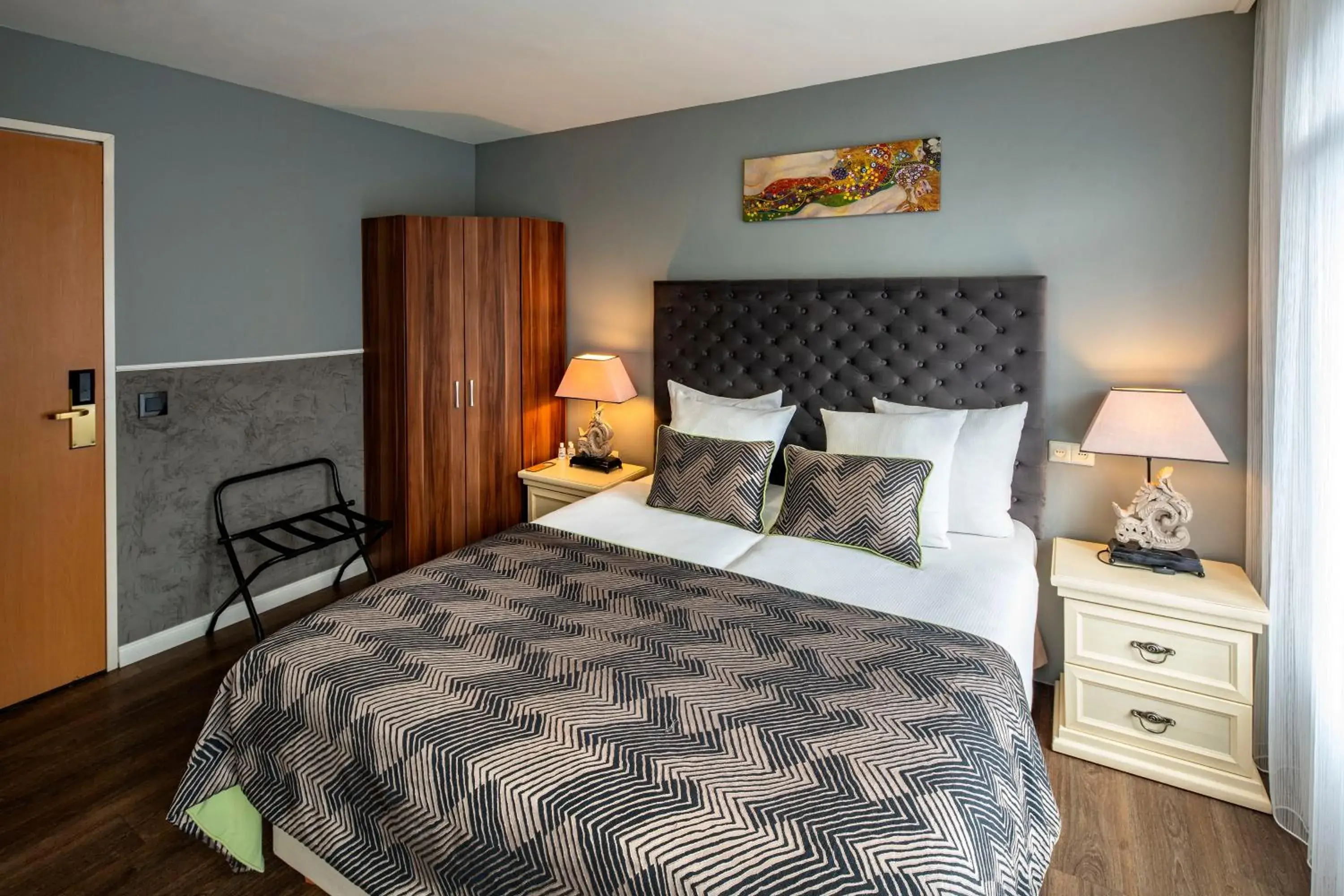 Bed in Jupiter Hotel Bed in Jupiter Hotel