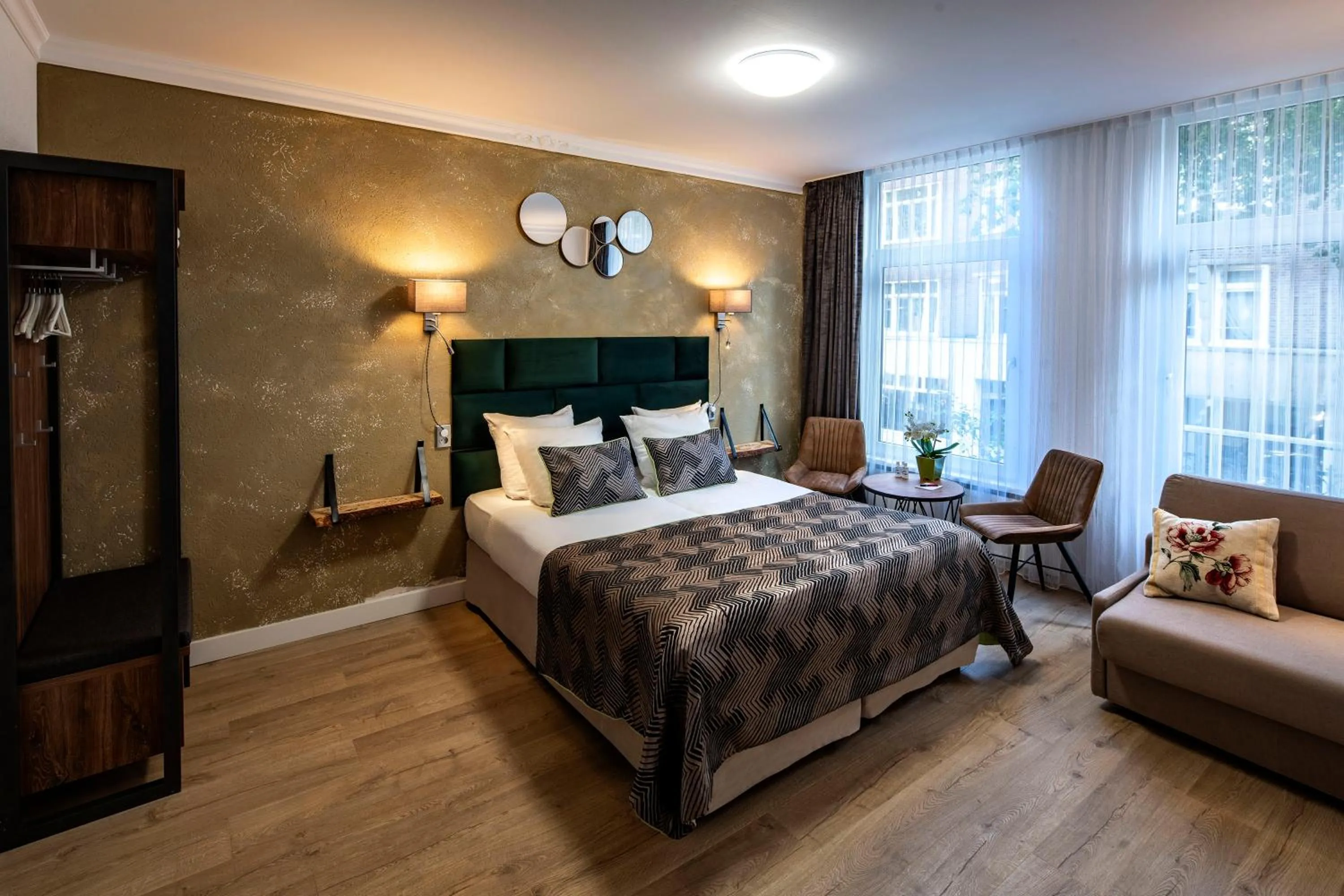 Bed in Jupiter Hotel