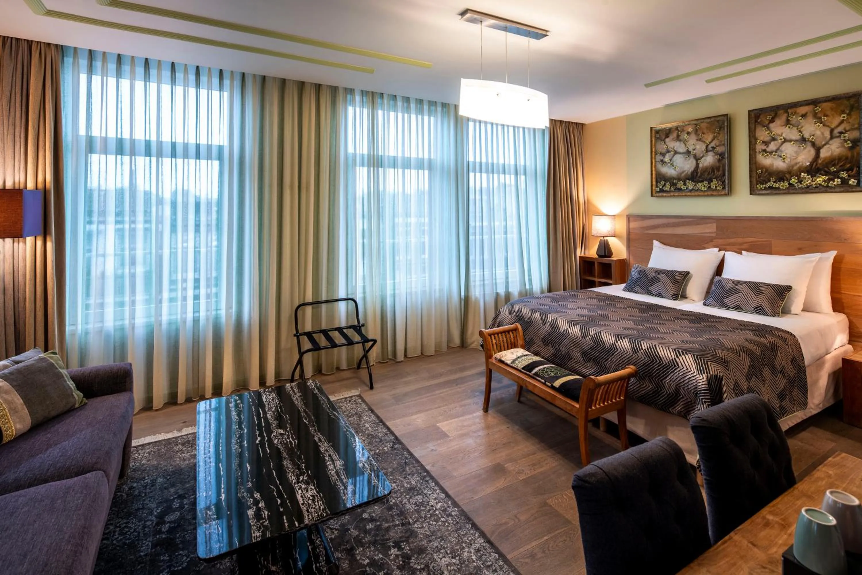 Photo of the whole room, Bed in Jupiter Hotel