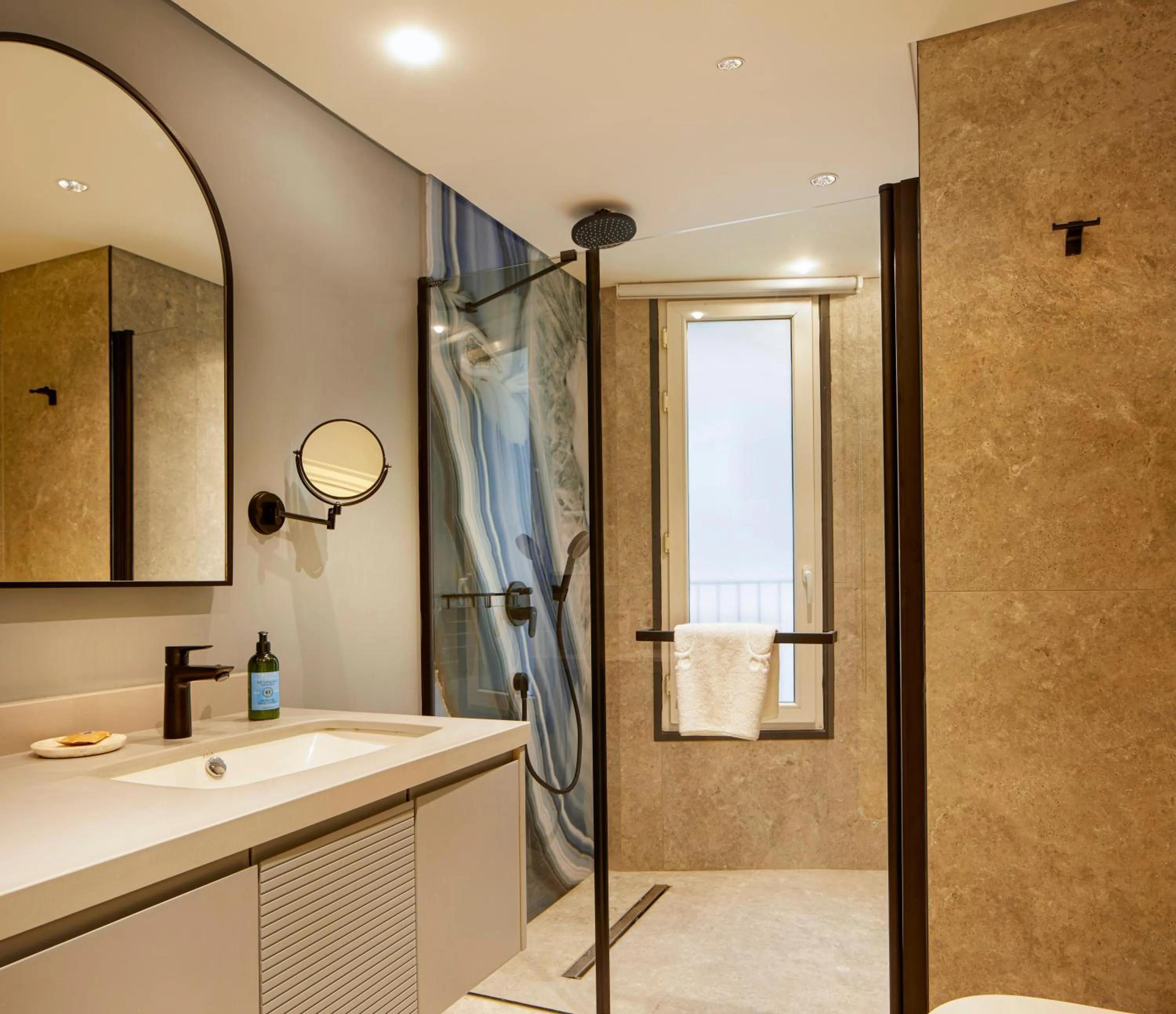 Bathroom in G Residences Gayrettepe