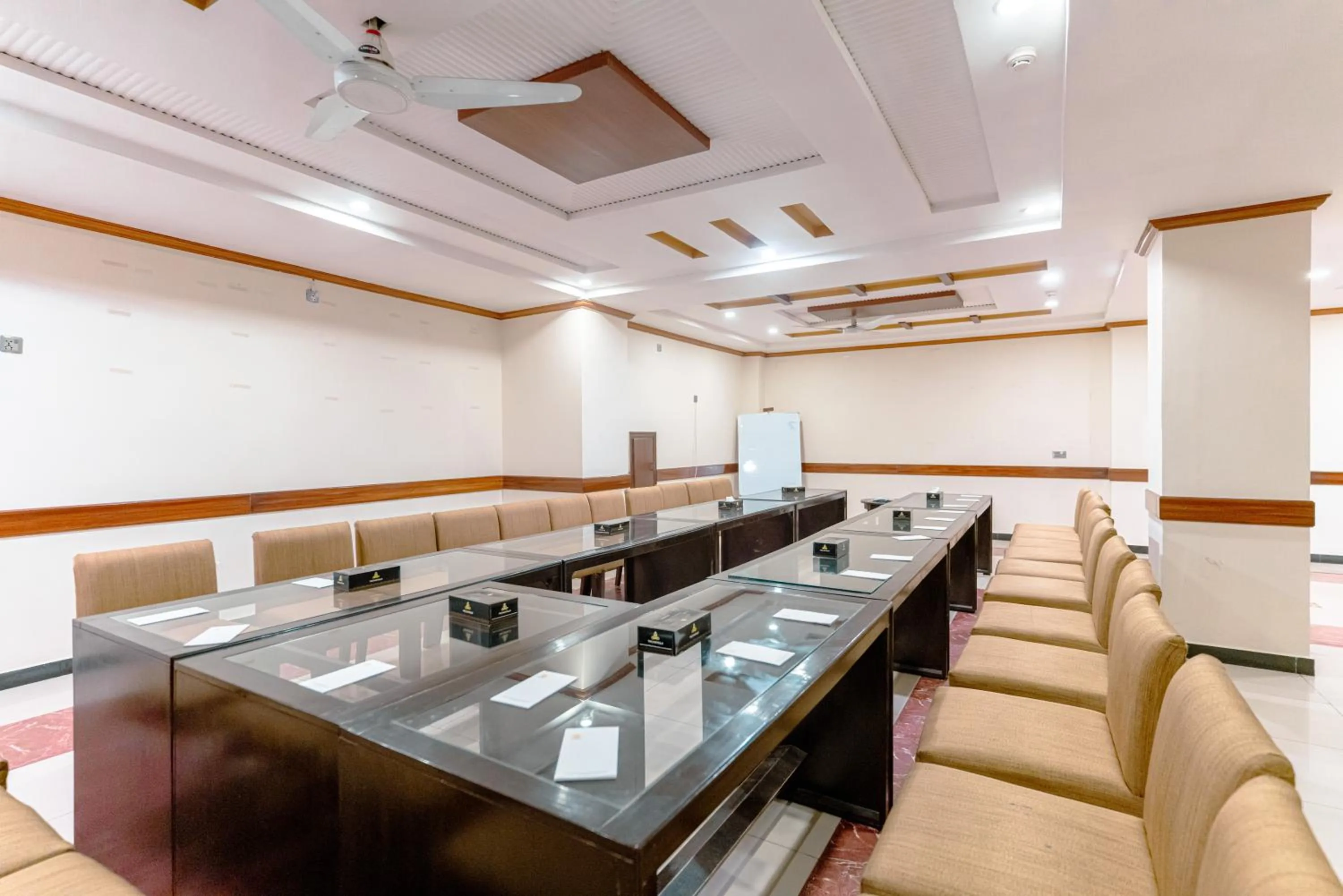 Shelton's Rezidor Peshawar