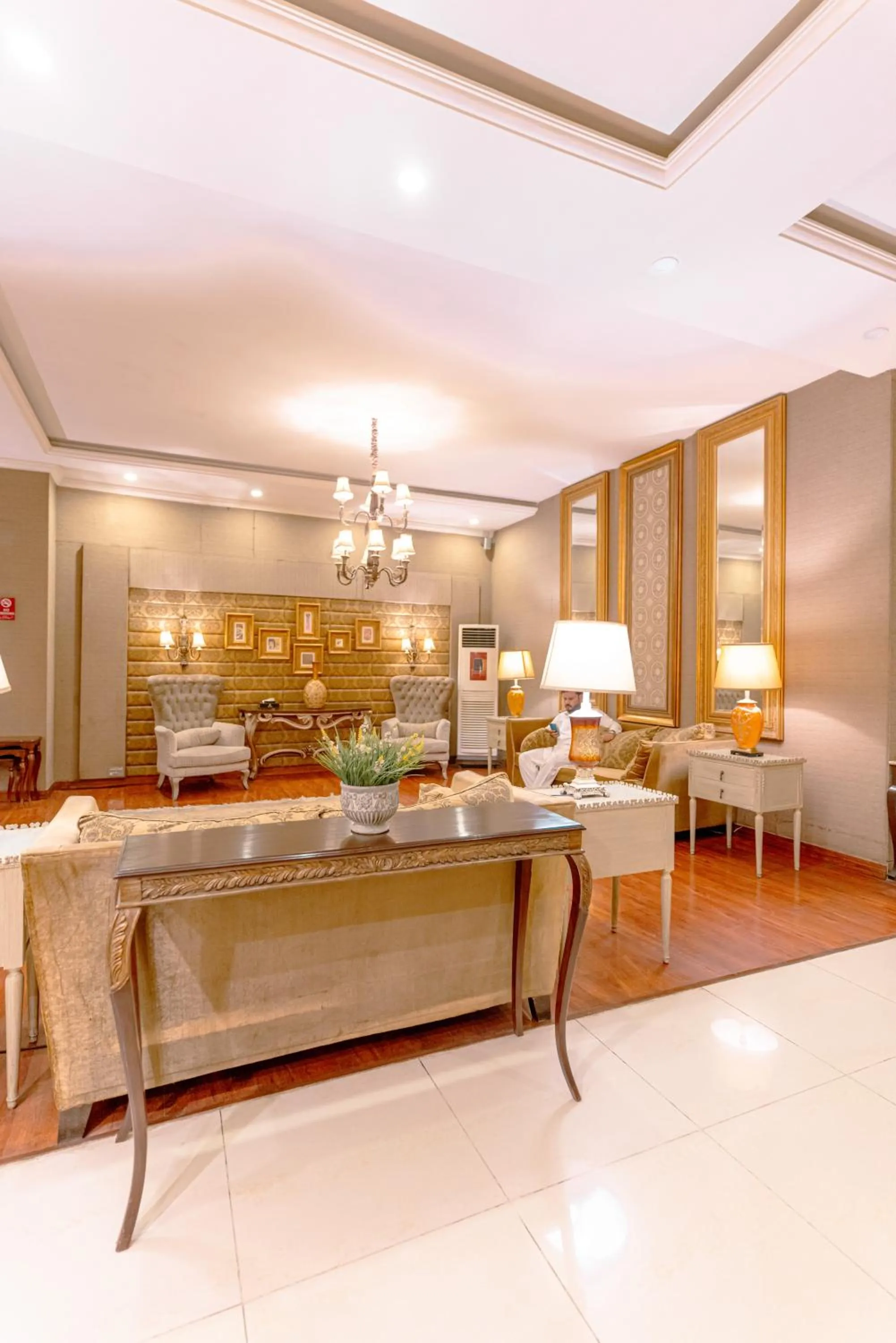 Lobby or reception in Shelton's Rezidor Peshawar