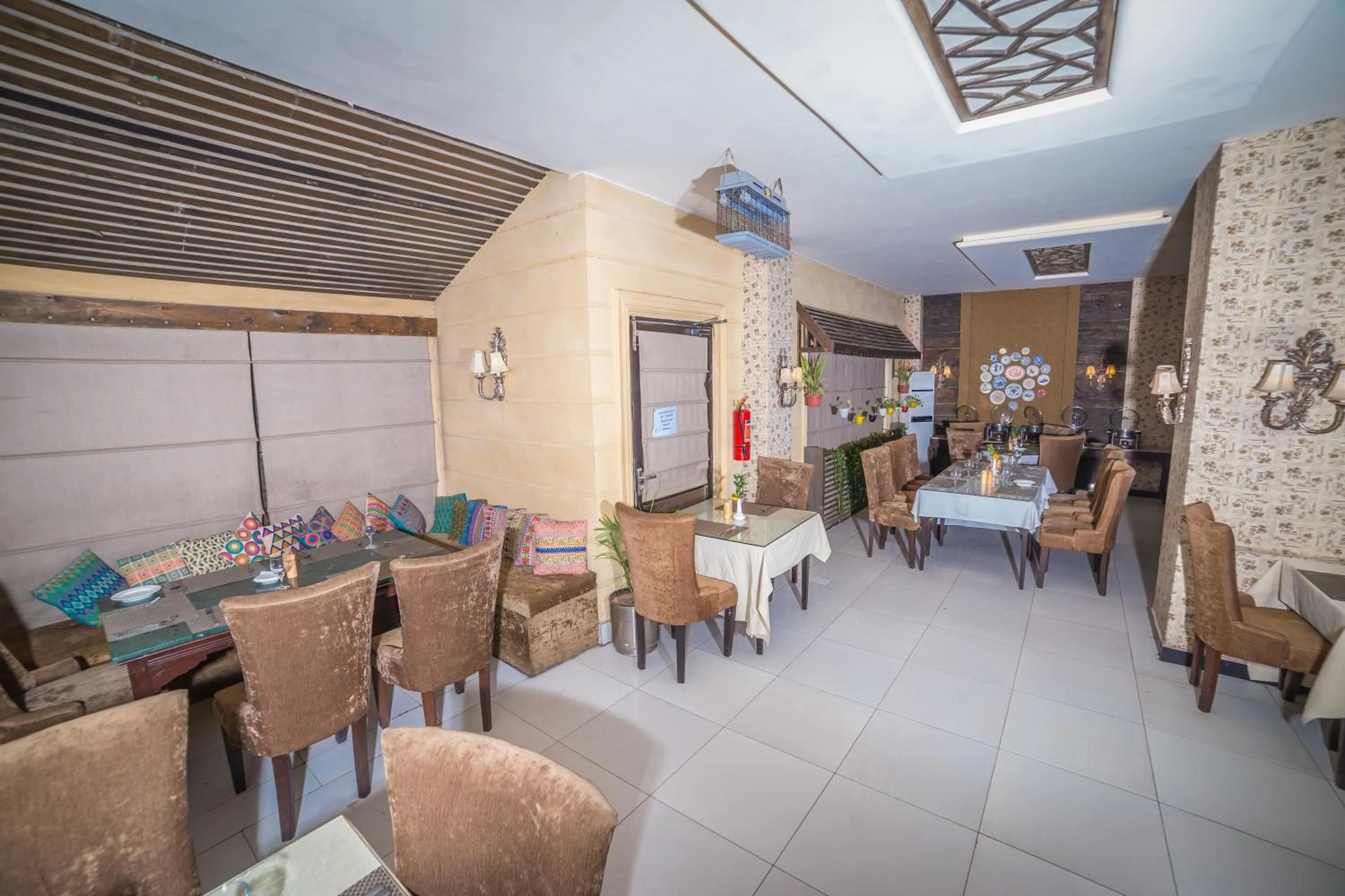 Shelton's Rezidor Peshawar