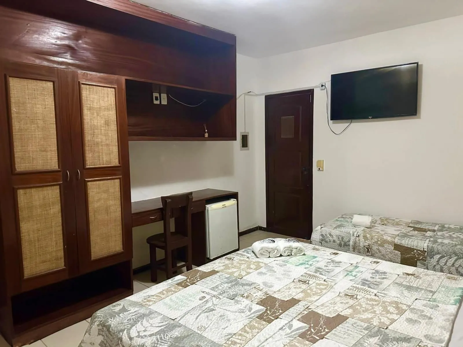 Photo of the whole room, Bed in Pousada Navegantes Beach