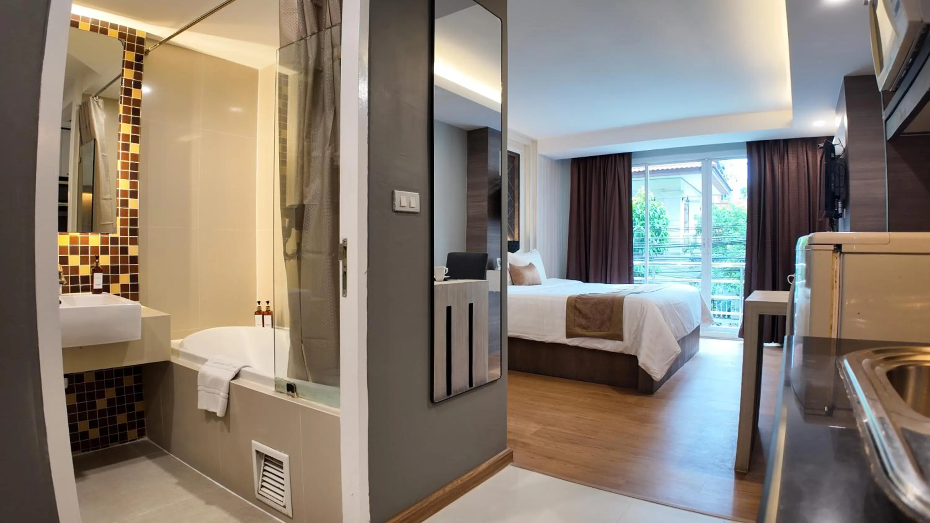 Bed in Aspira Suites Sukhumvit 20