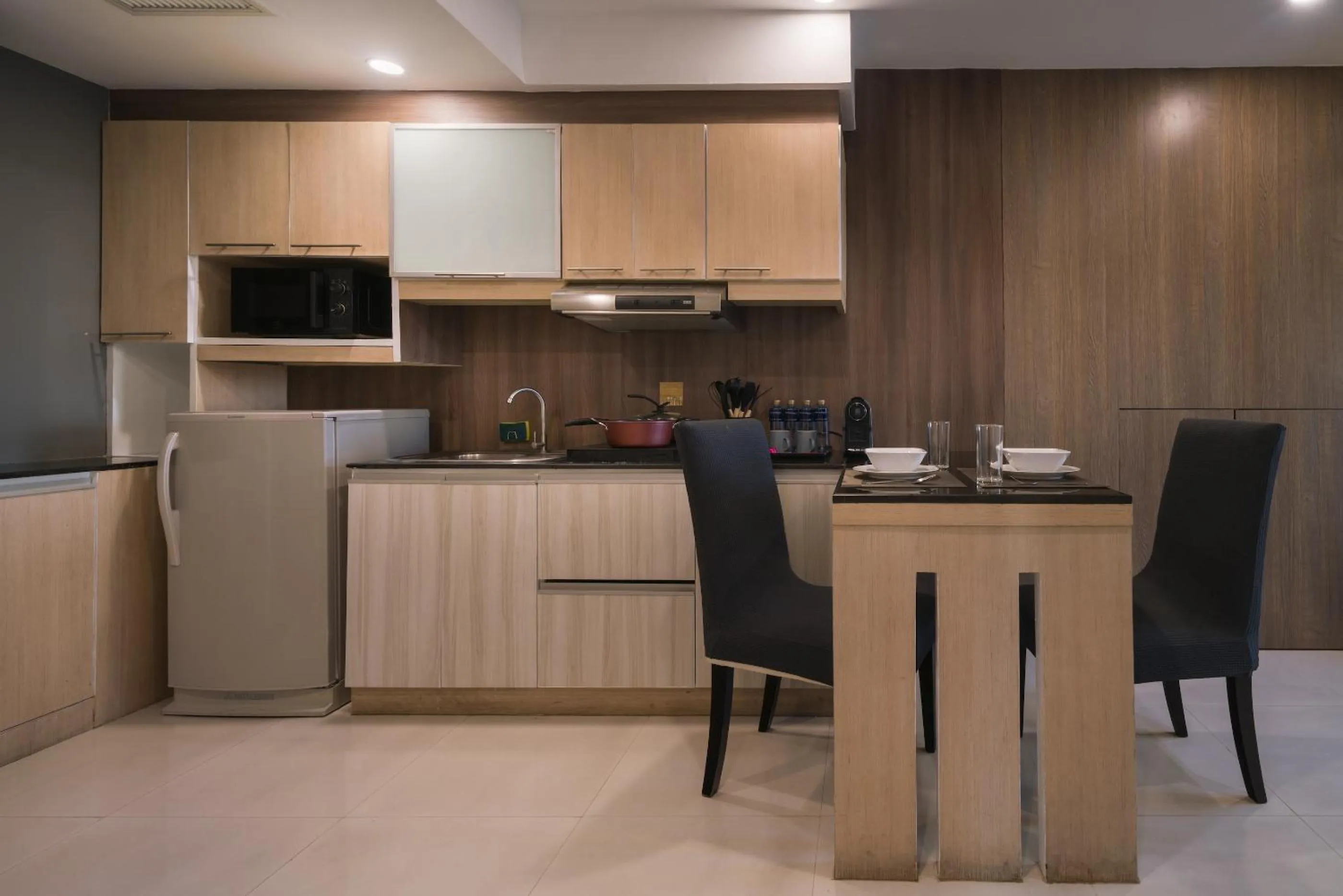 Dining area in Aspira Suites Sukhumvit 20