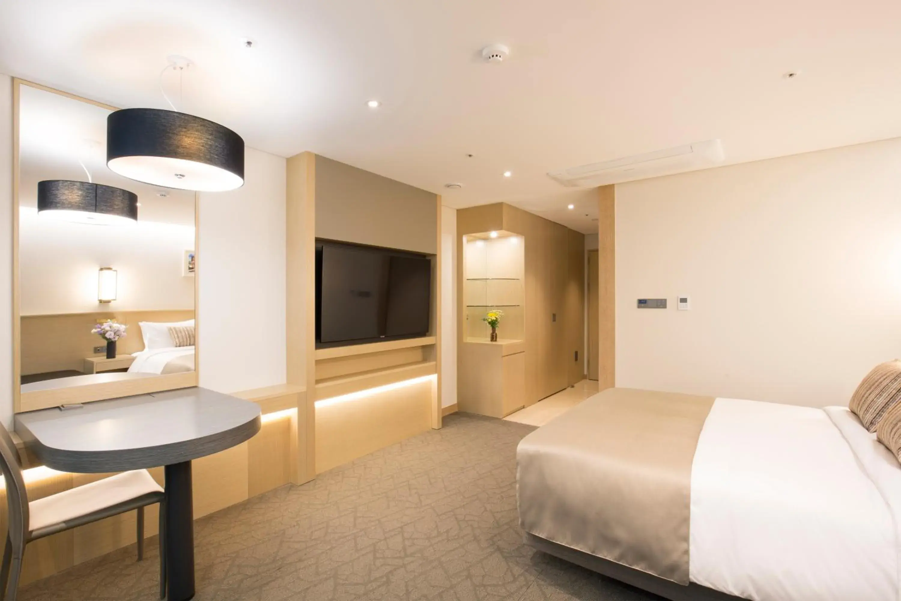 Bed in Hotel Central Bay Bed in Hotel Central Bay