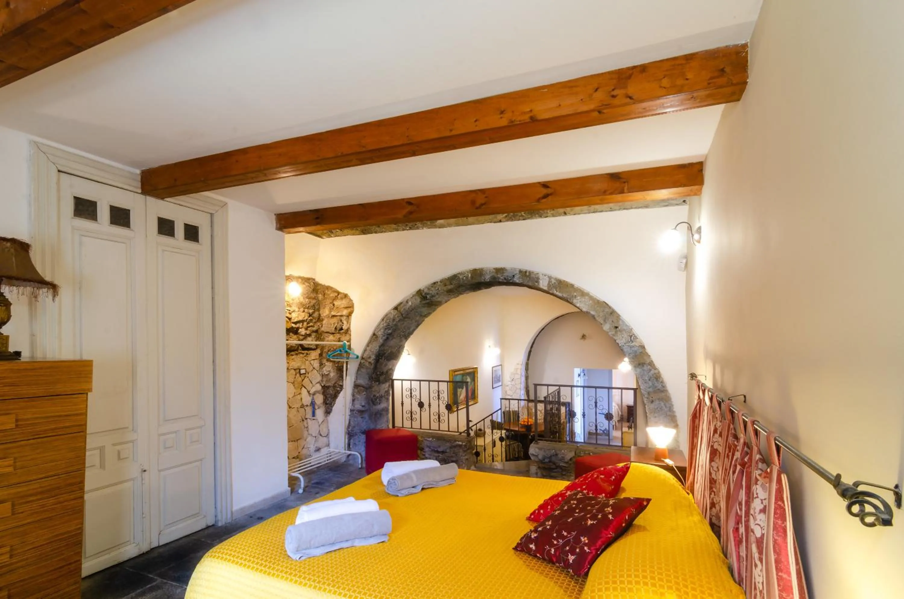 Bed in La Vecchia Torre - Villa panoramica in Collina