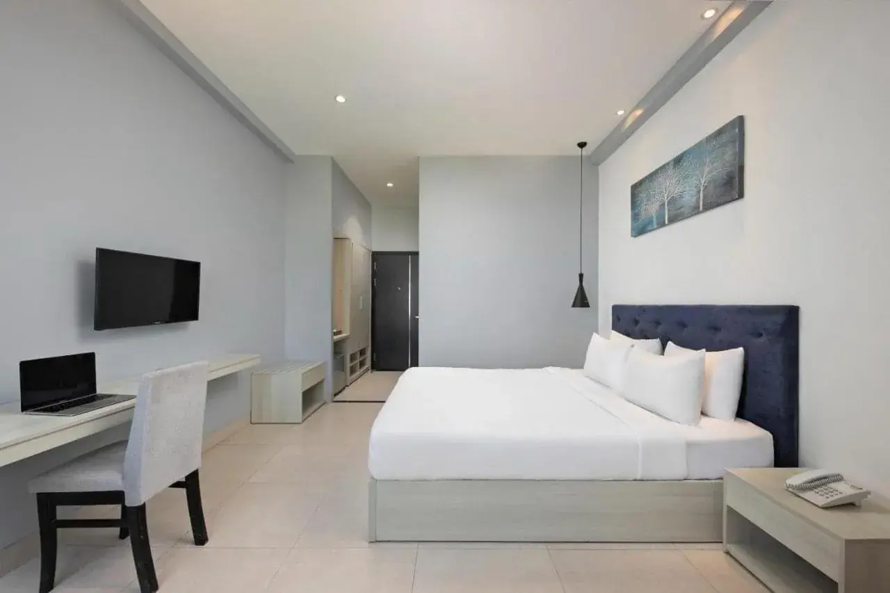 Salem Riverside Hotel Room Salem Riverside Hotel Room