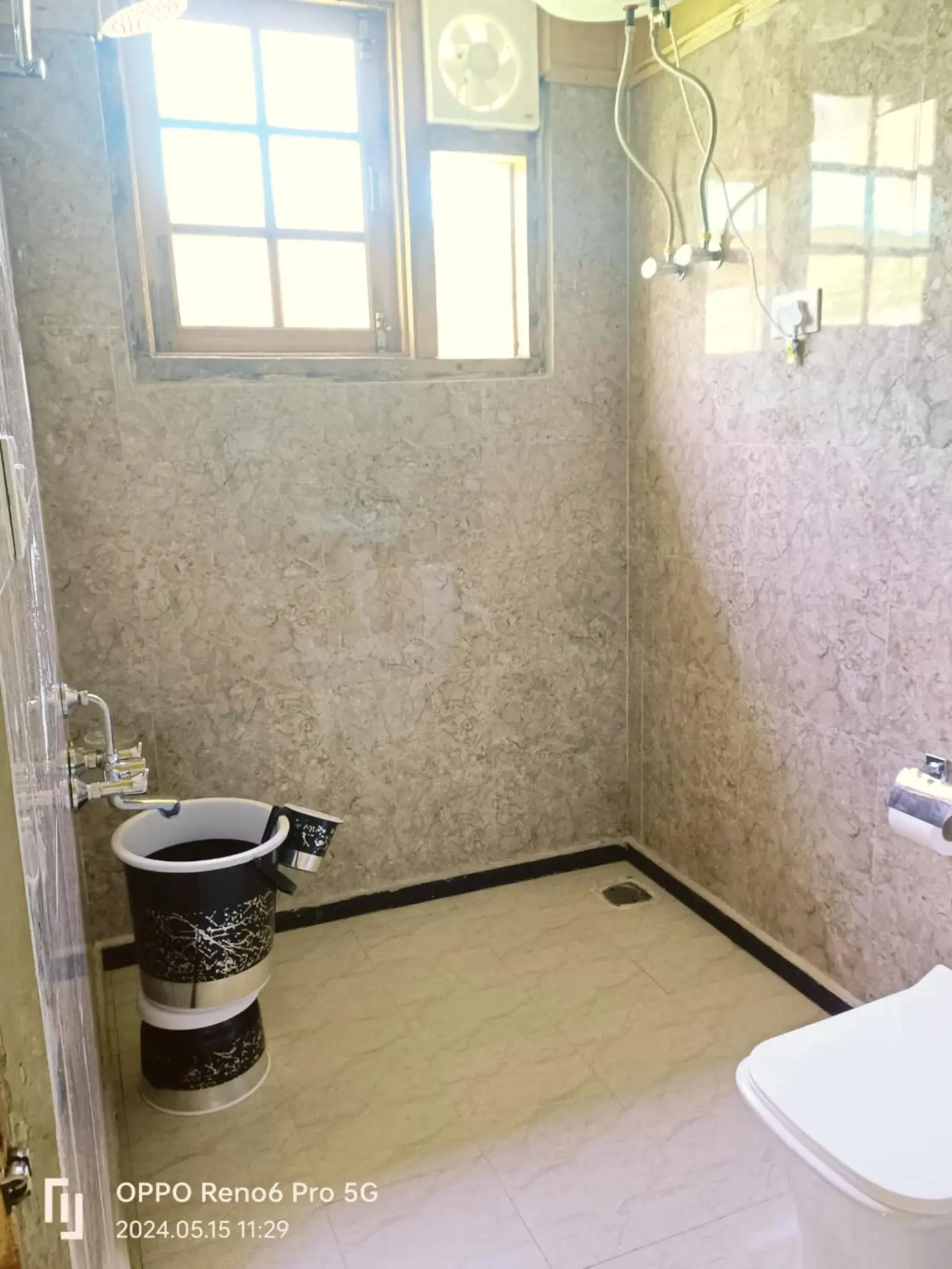 Deluxe King Room in Dawat-e-Drung by FrozenFall Resort Deluxe King Room in Dawat-e-Drung by FrozenFall Resort