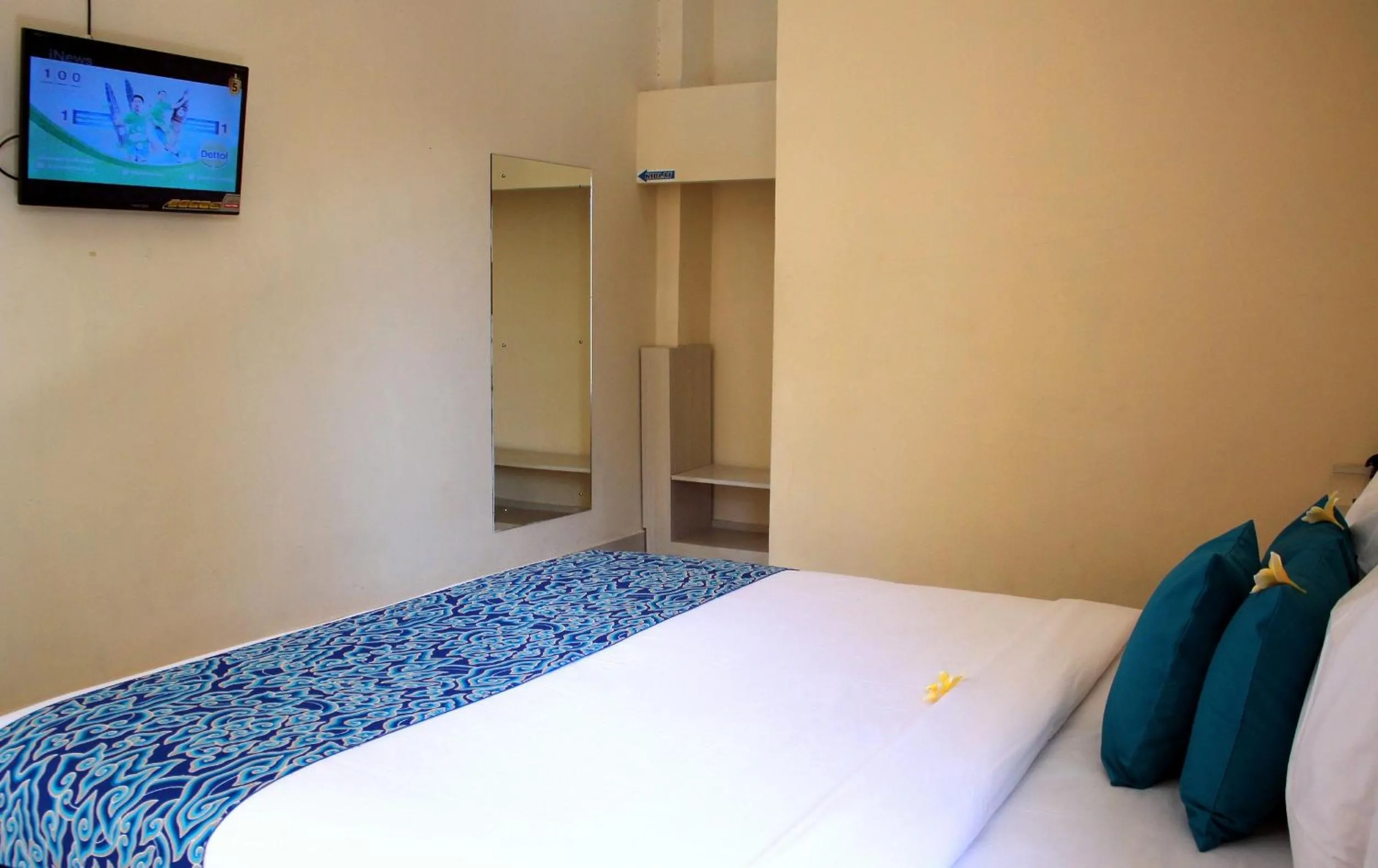Djembank Hotel & Karaoke