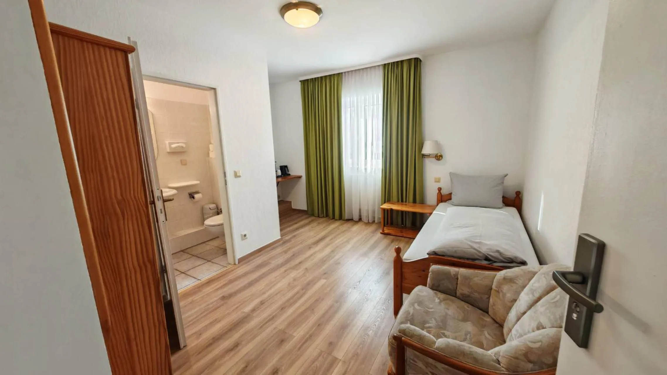 Photo of the whole room, Bed in Hotel Sonne