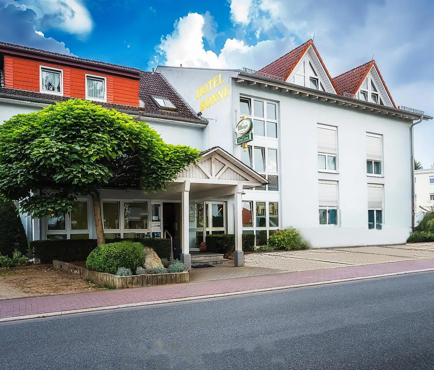Property building in Hotel Sonne