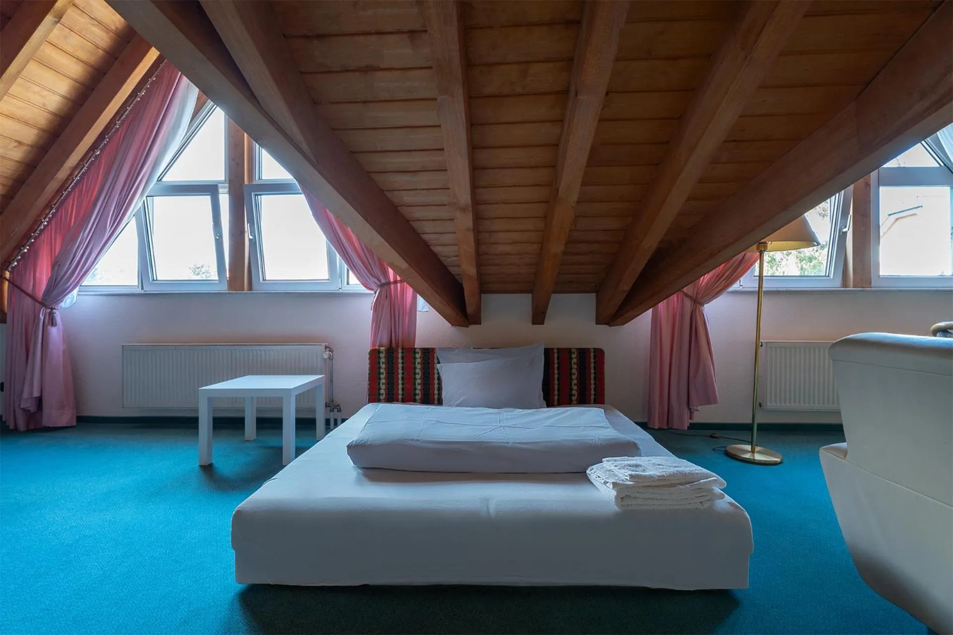 Bedroom, Bed in Hotel Sonne